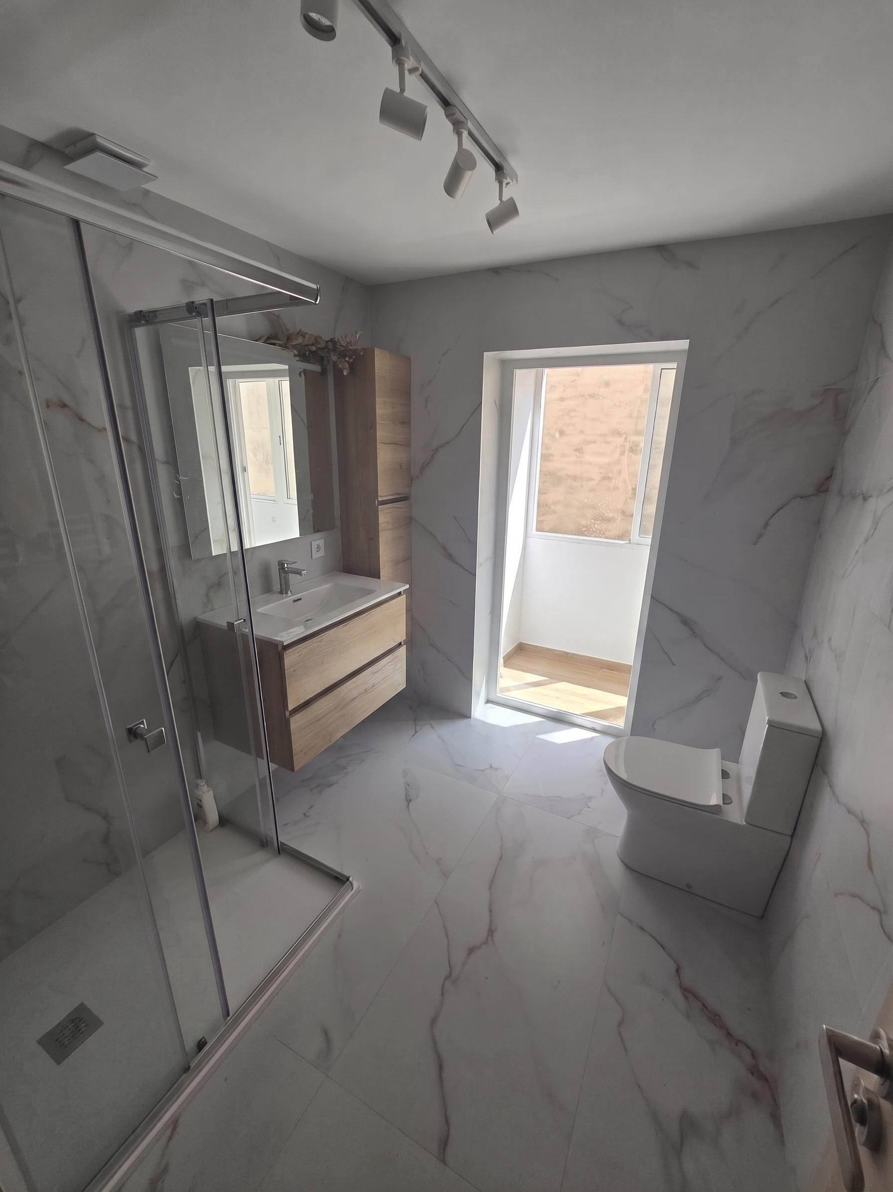Piso en Venta en Carrer Navarregui - 10