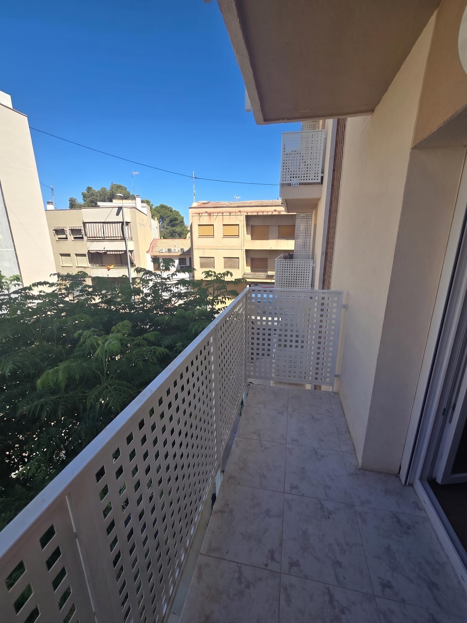 Piso en Venta en Carrer Navarregui - 13