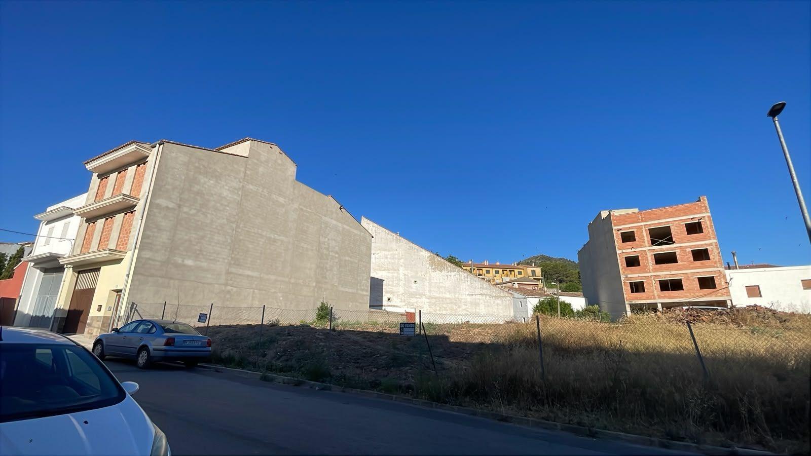 Parcela en Venta en Carrer Portal de Villena - 3