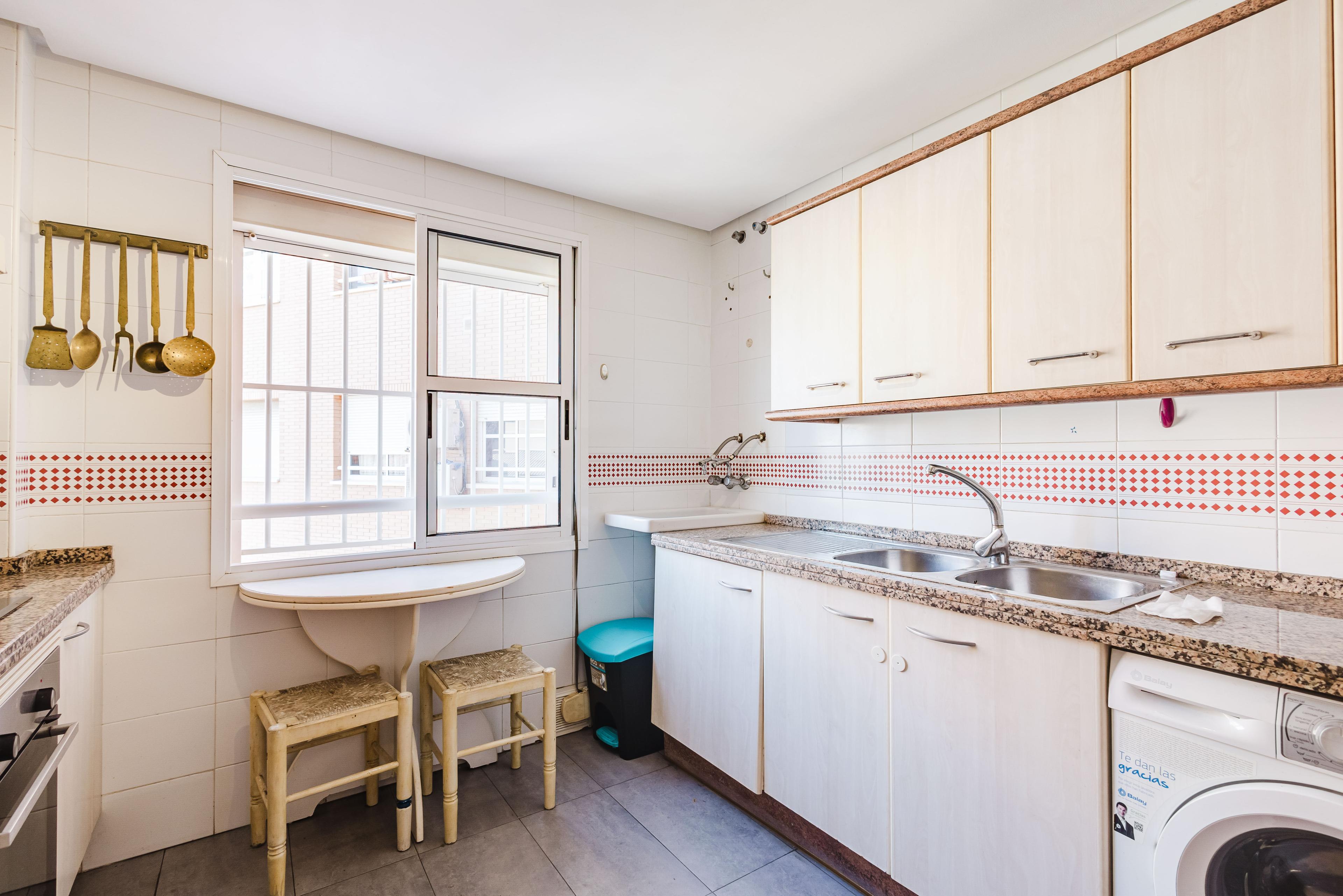 Piso en Venta en Avenida Simón Bolívar - 8