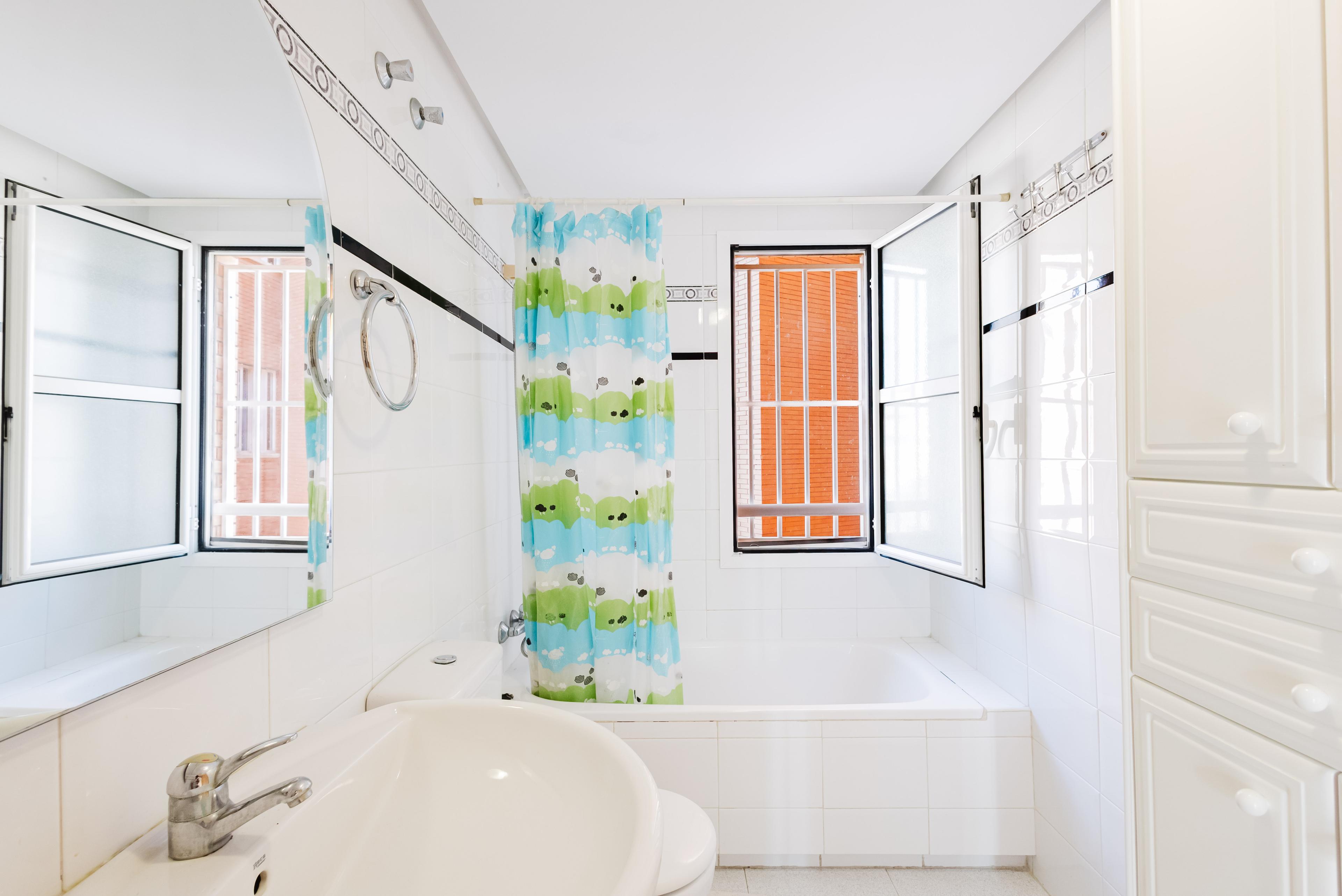 Piso en Venta en Avenida Simón Bolívar - 19