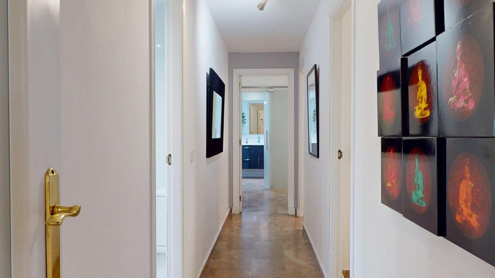 Piso en Venta en Avenida Santiago de Compostela - 7