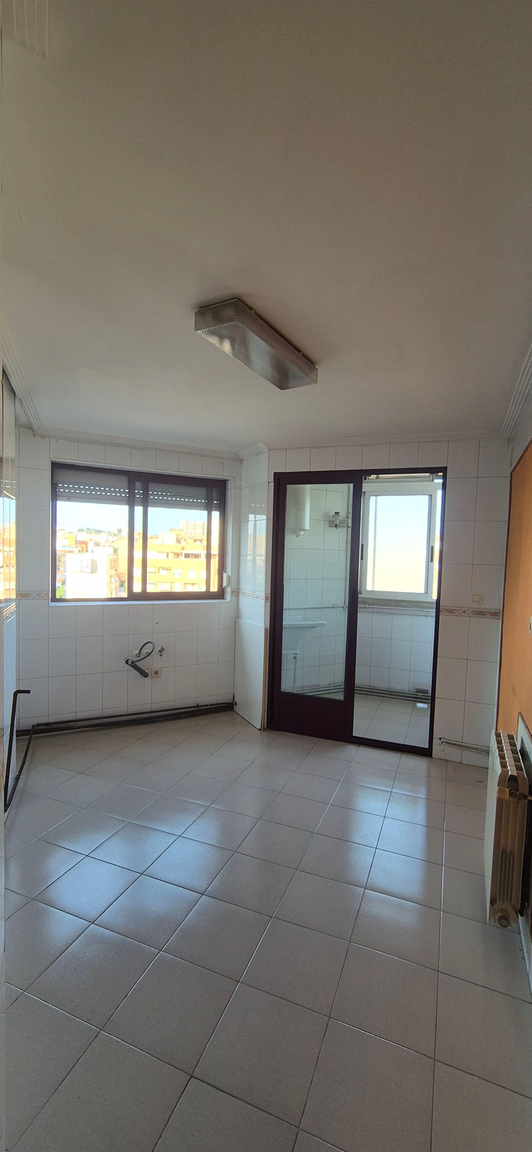 Piso en Venta en Glorieta del Músico Emilio Álvarez Antón - 5