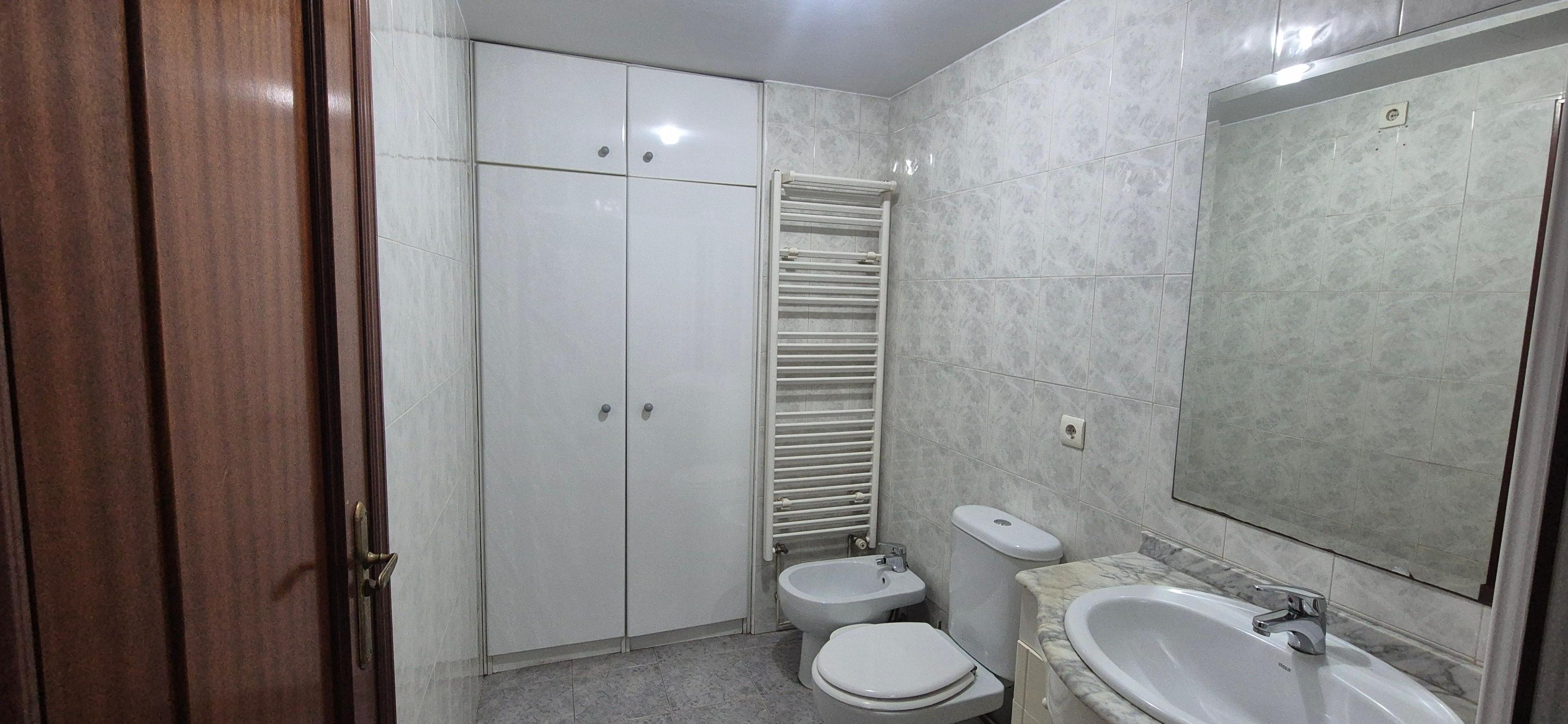 Piso en Venta en Glorieta del Músico Emilio Álvarez Antón - 16