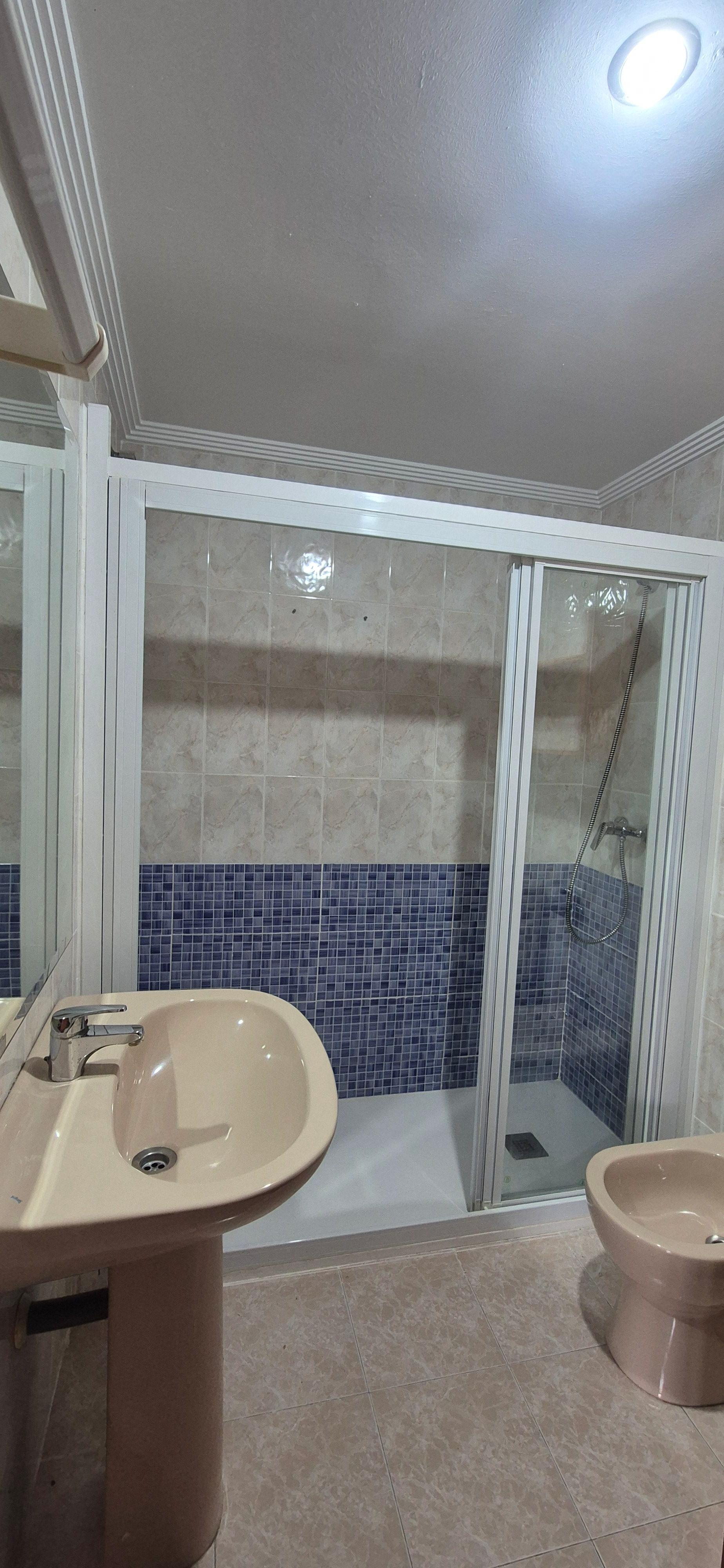 Piso en Venta en Glorieta del Músico Emilio Álvarez Antón - 18