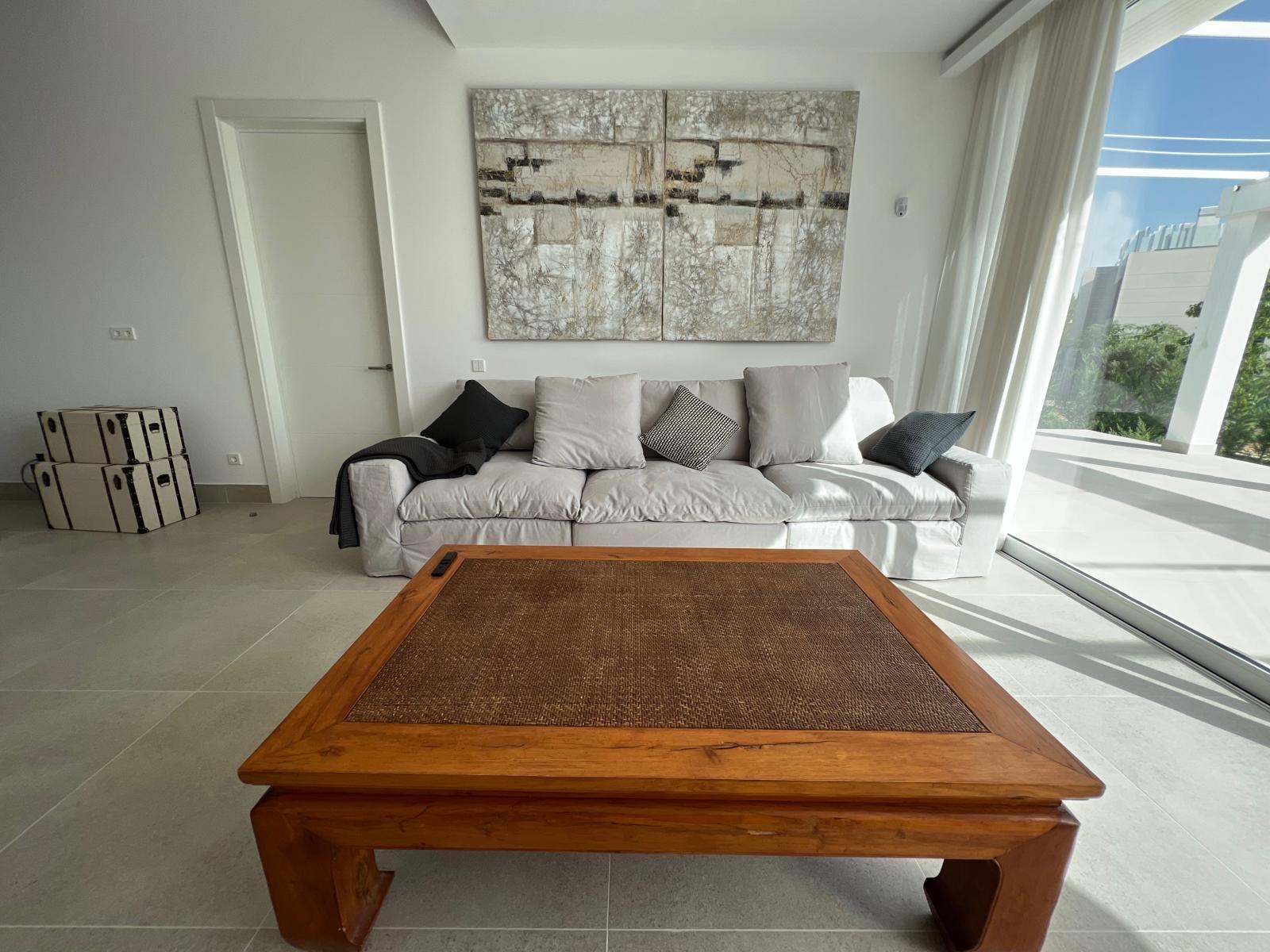 Villa en Alquiler en Via Via Pintor Will Faser - 25
