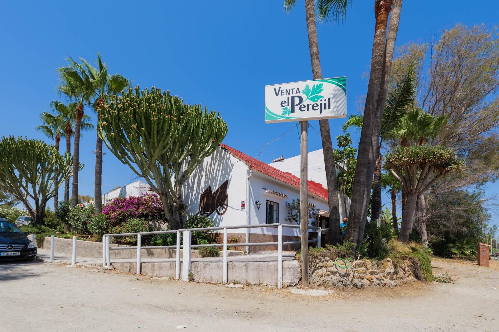Casa Rural en Venta en Avenida Parque Selwo - 1