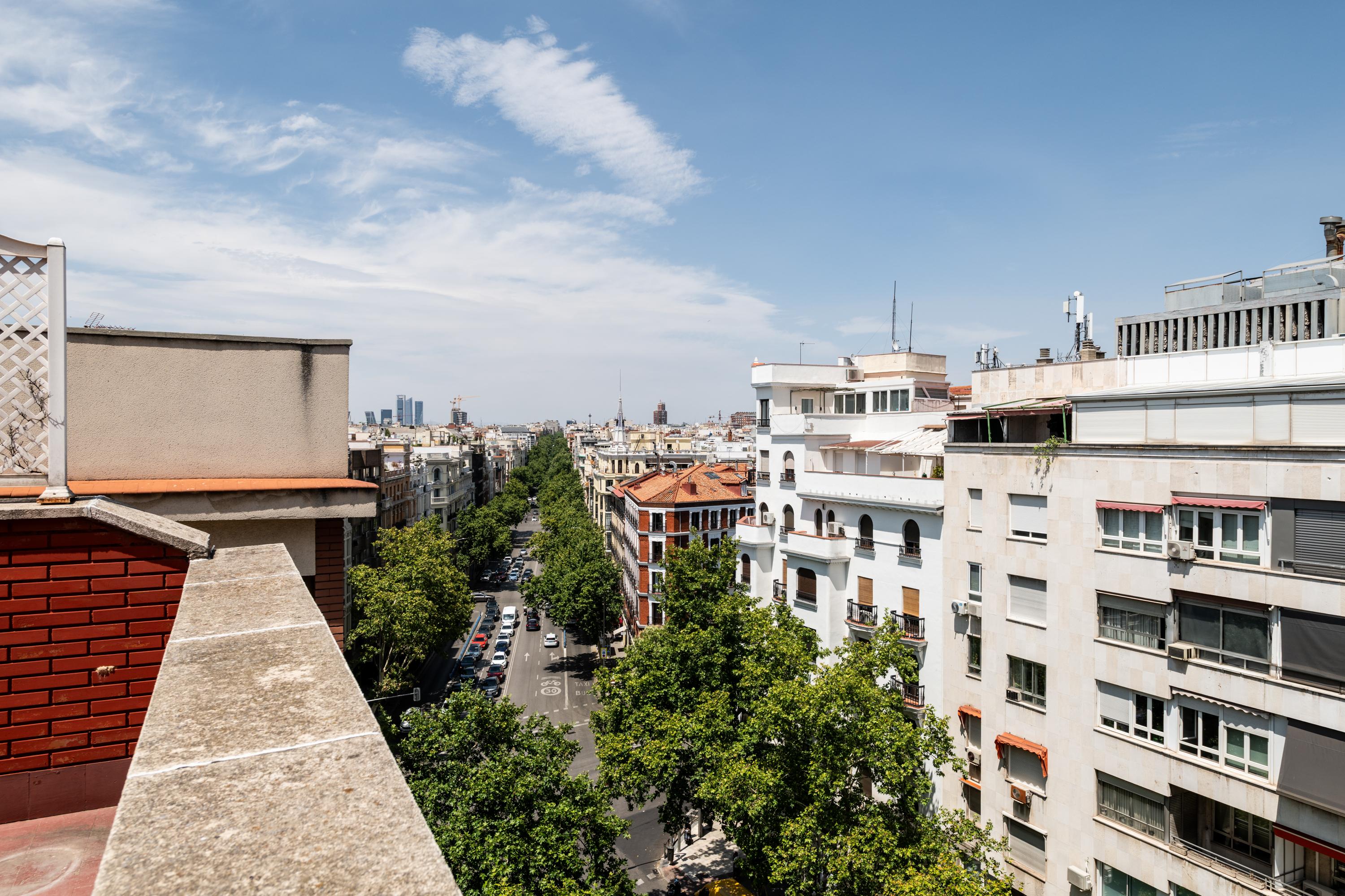 Piso en Venta en Avenida de Menéndez Pelayo - 6