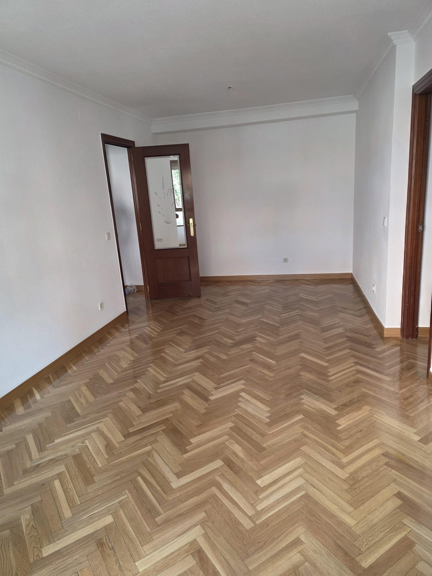 Piso en Venta en Calle Aragón - 3