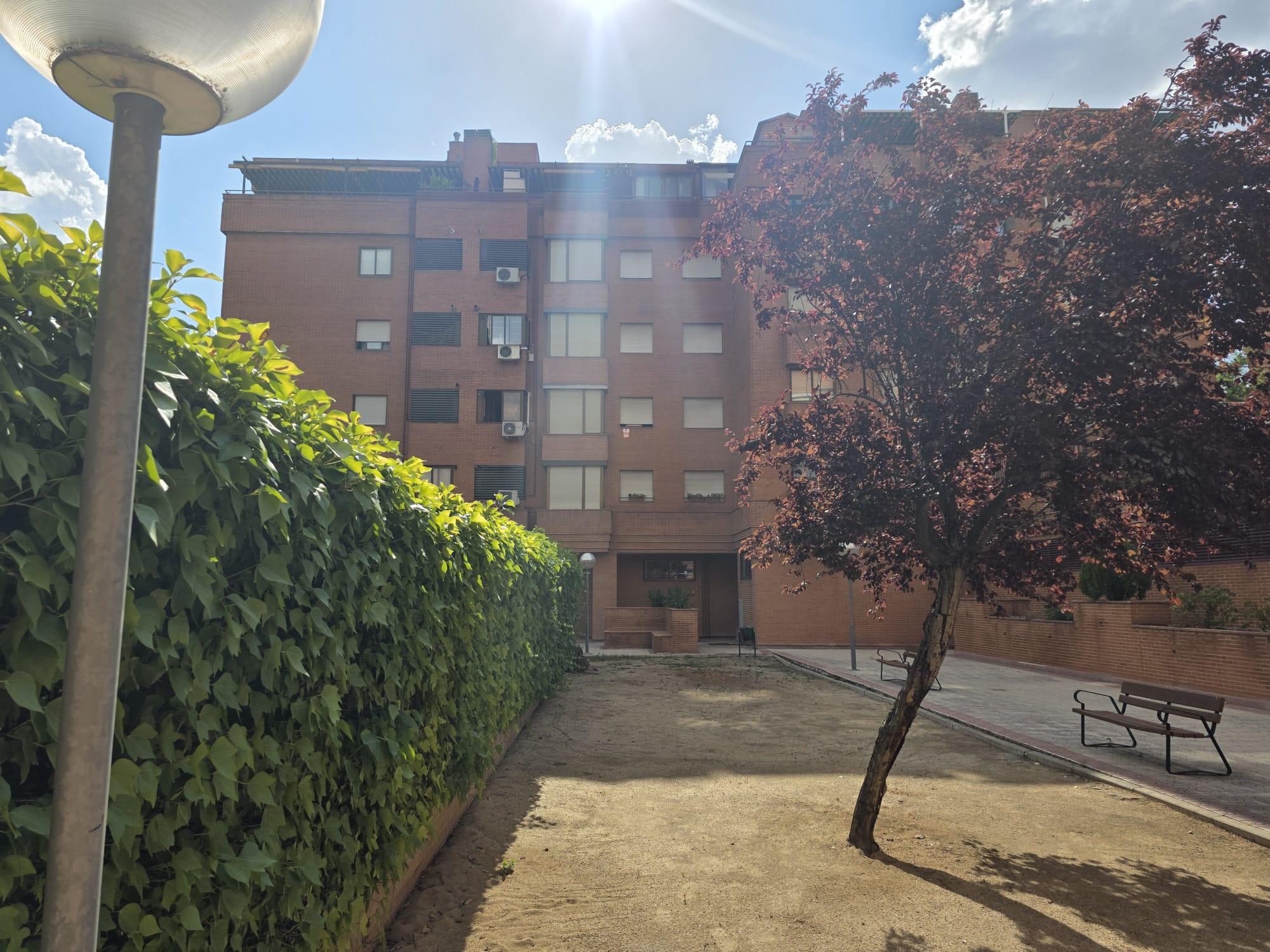 Piso en Venta en Calle Aragón - 25