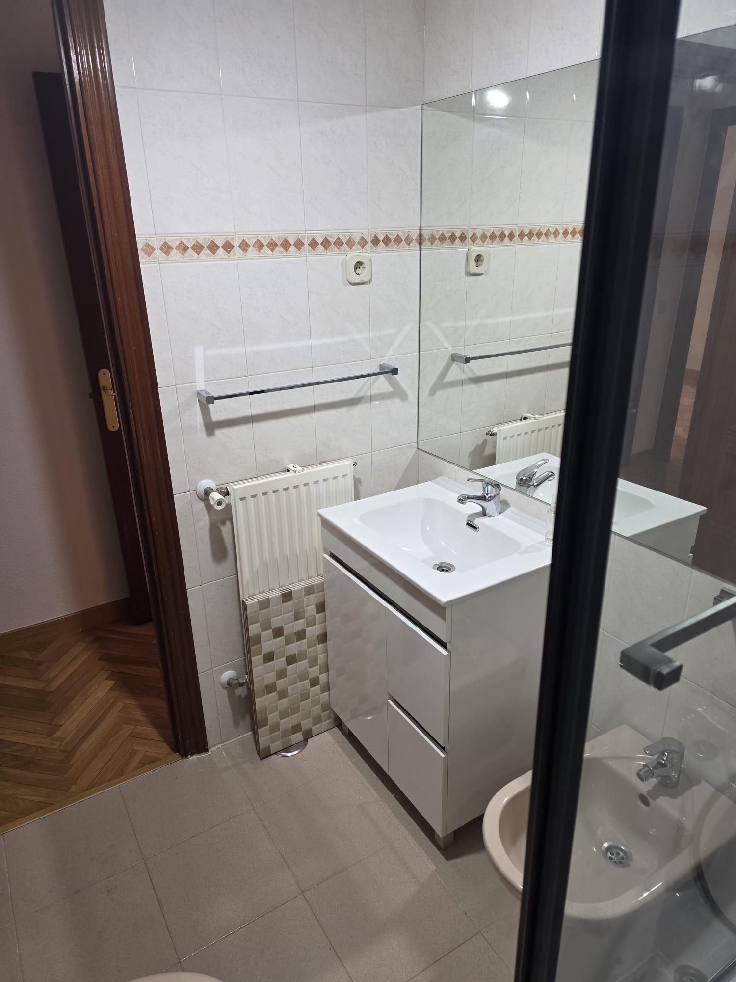 Piso en Venta en Calle Aragón - 16