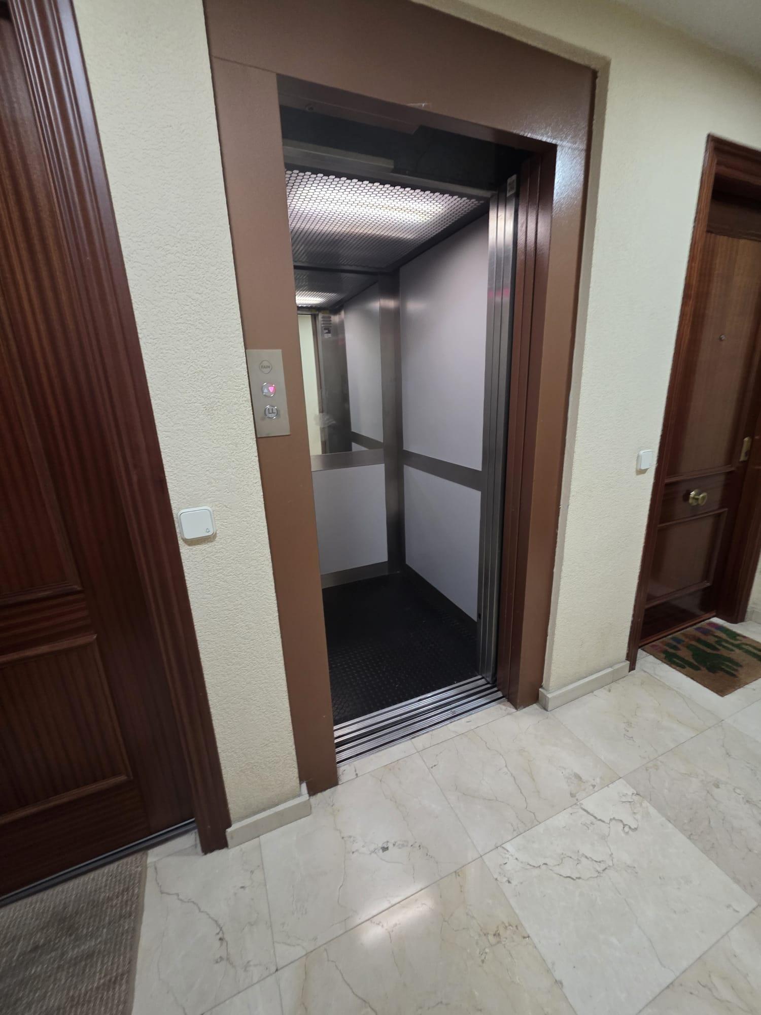 Piso en Venta en Calle Aragón - 20