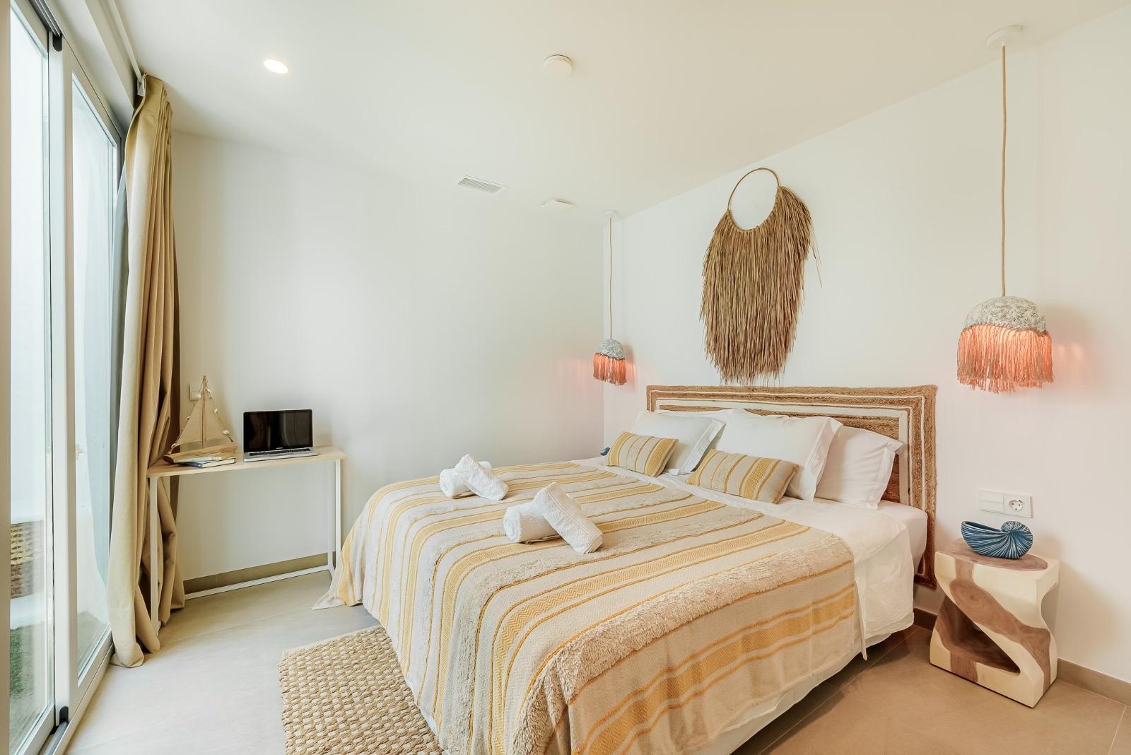 Piso en Venta en Calle Pintor Picasso - 19