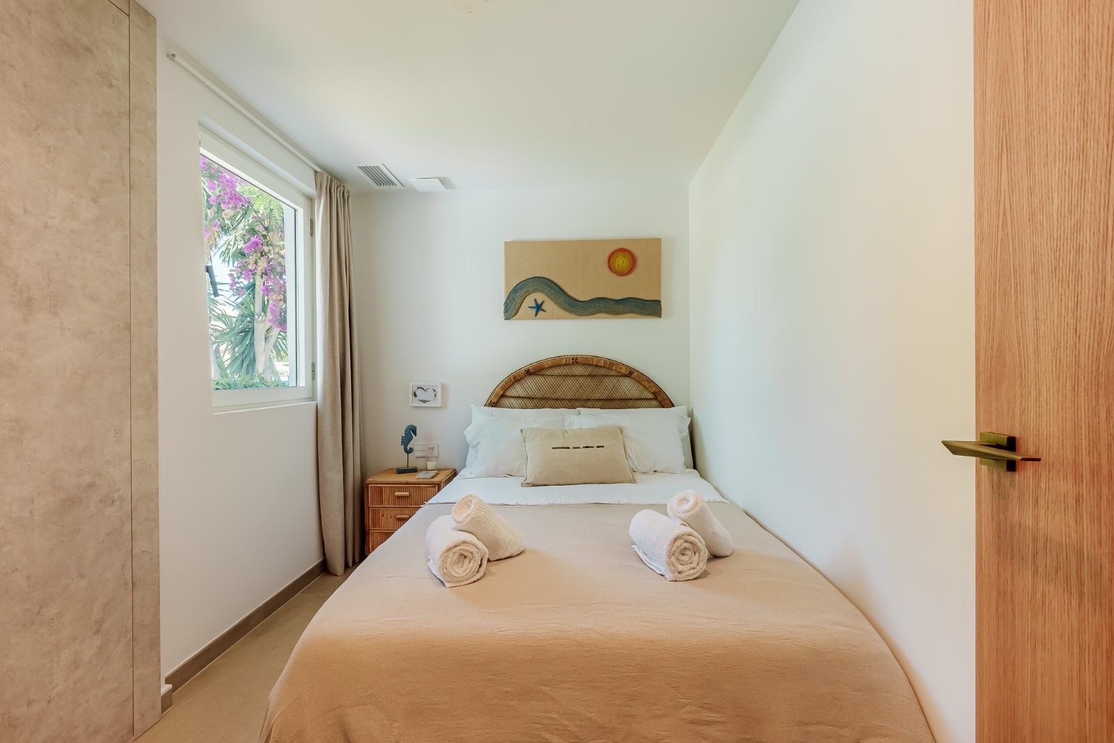 Piso en Venta en Calle Pintor Picasso - 27