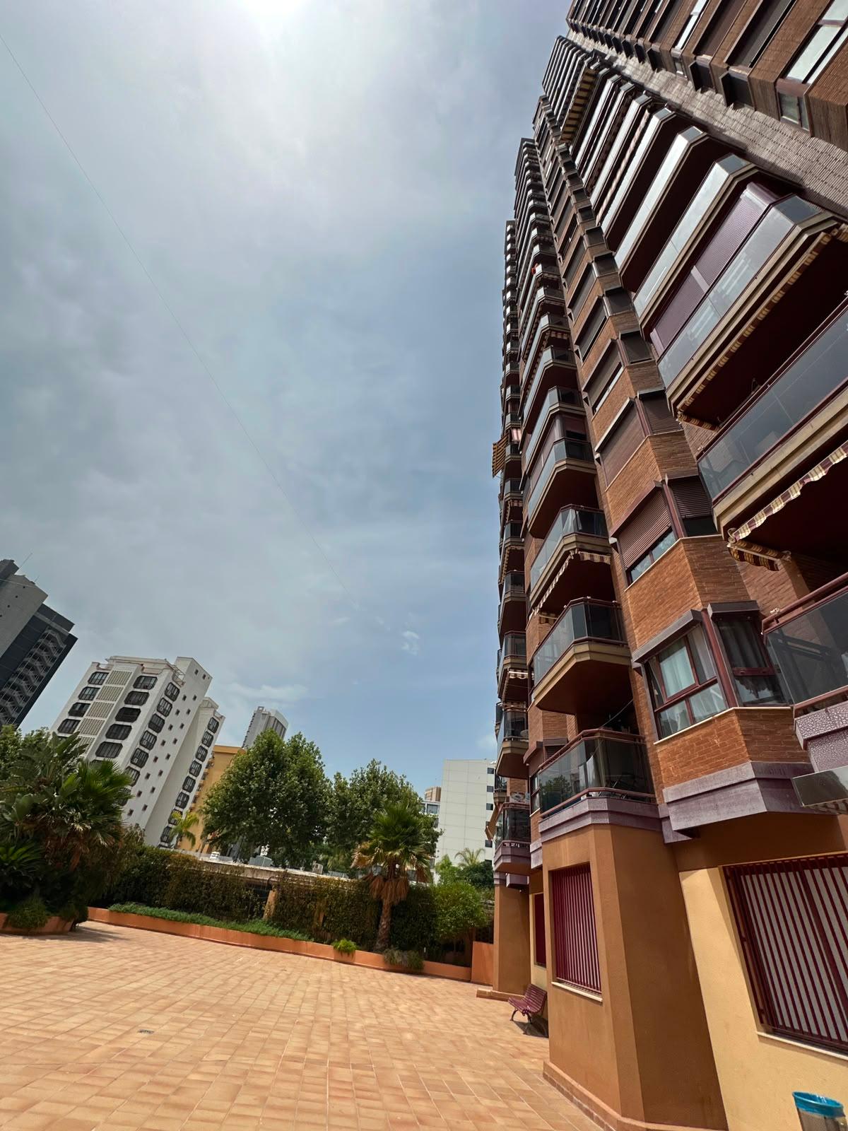 Piso en Venta en Calle Derramador - 13