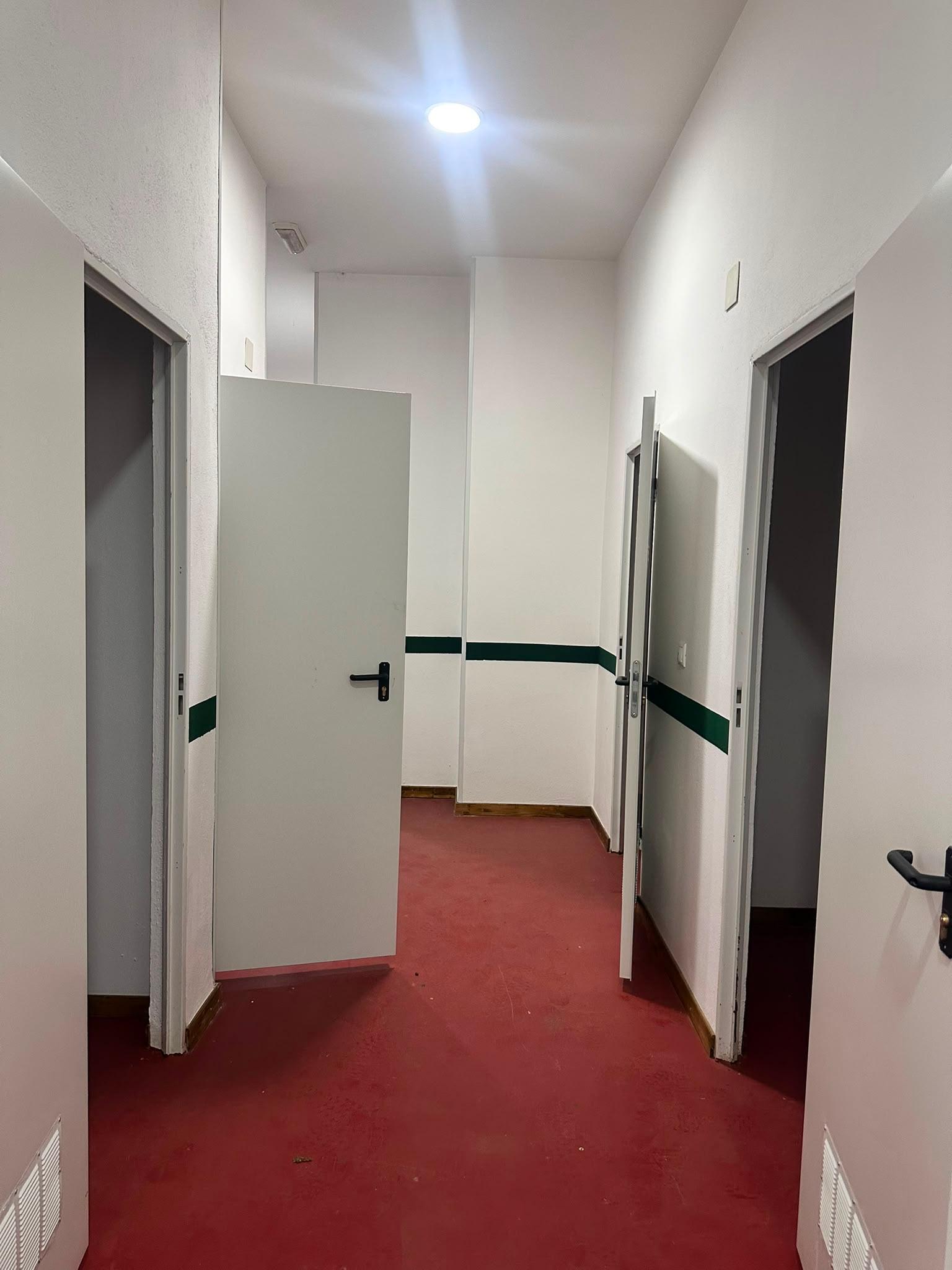 Local en Venta en Carrer del Mestre Sanchis Almiñano - 7