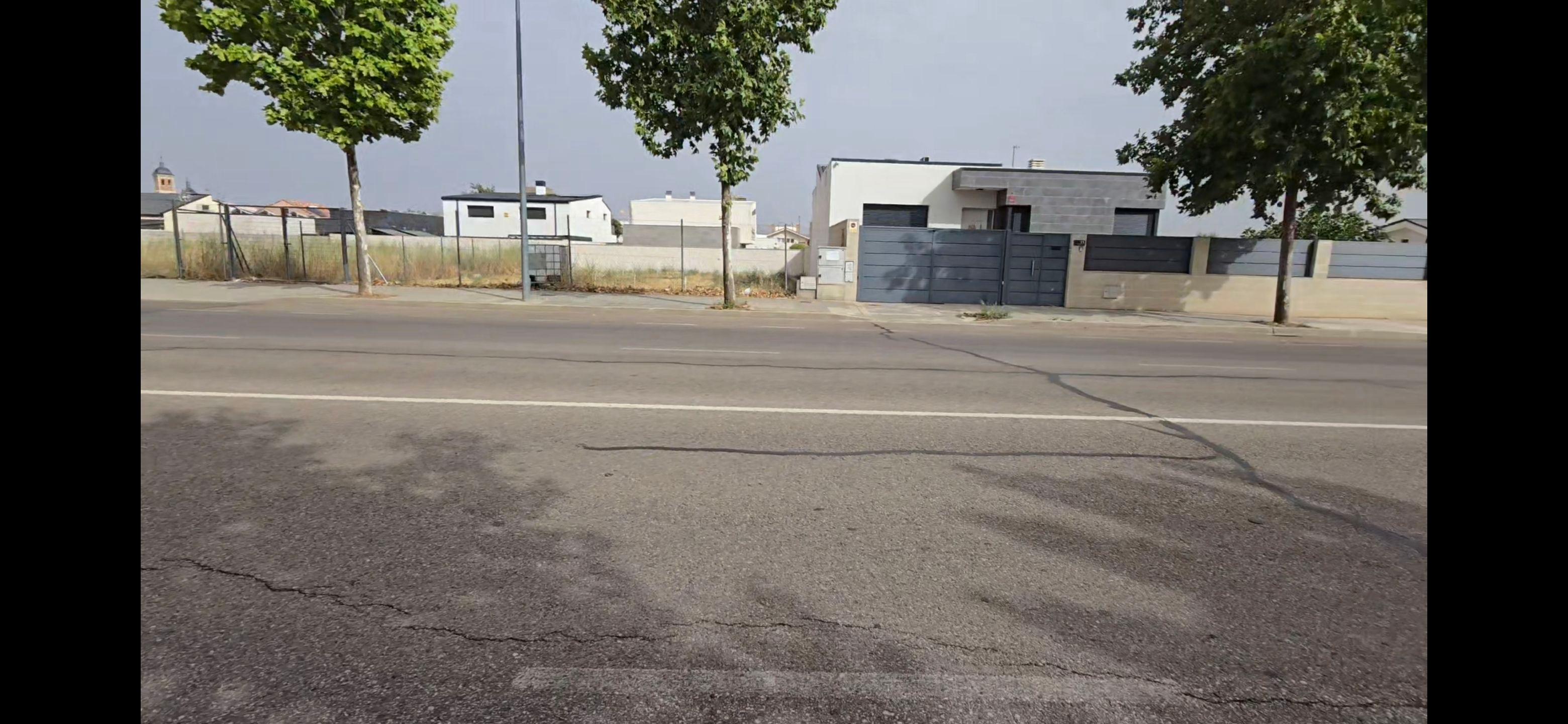 Terreno en Venta en Avenida de la Unión Europea - 7