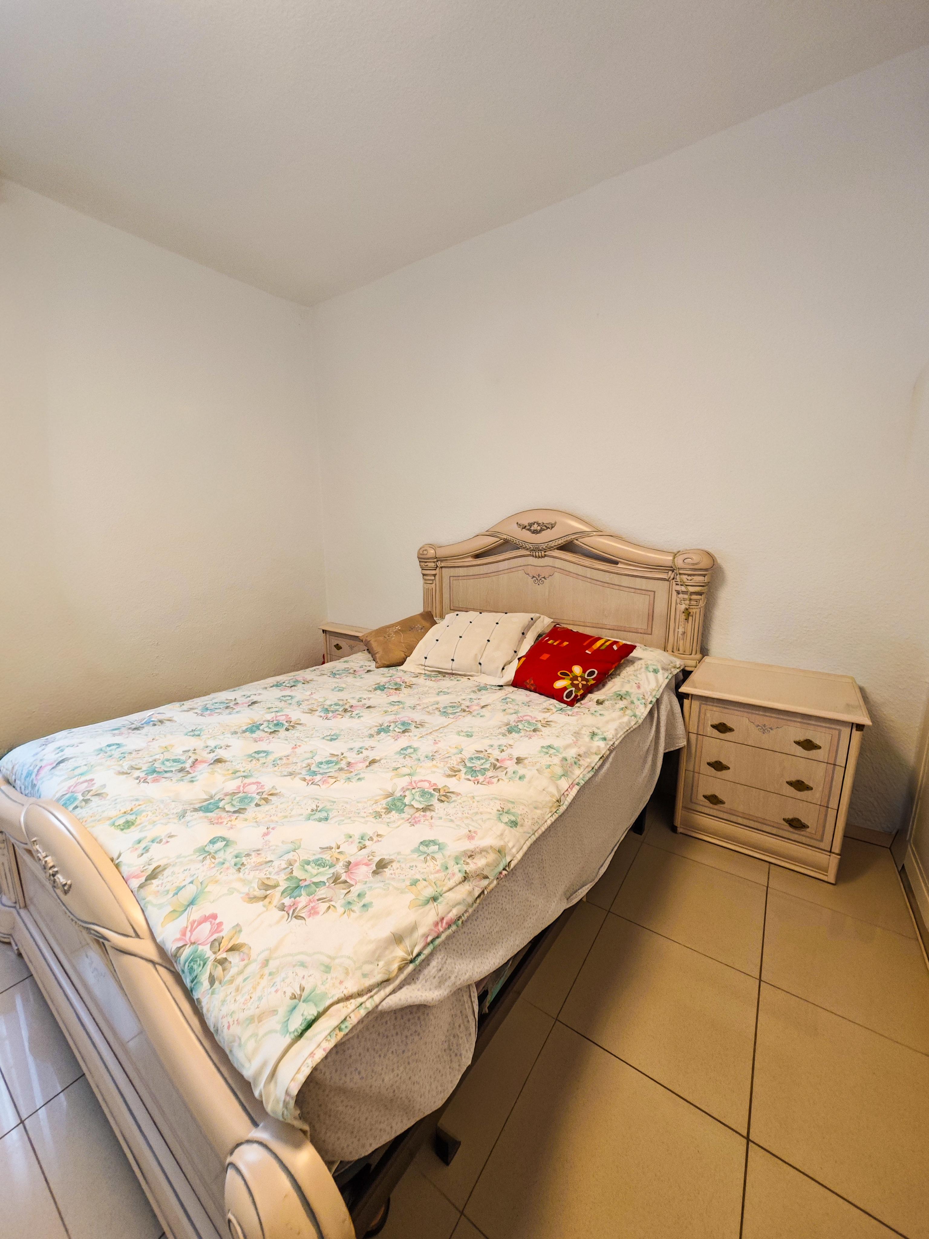 Casa en Venta en Calle Tomillo - 6
