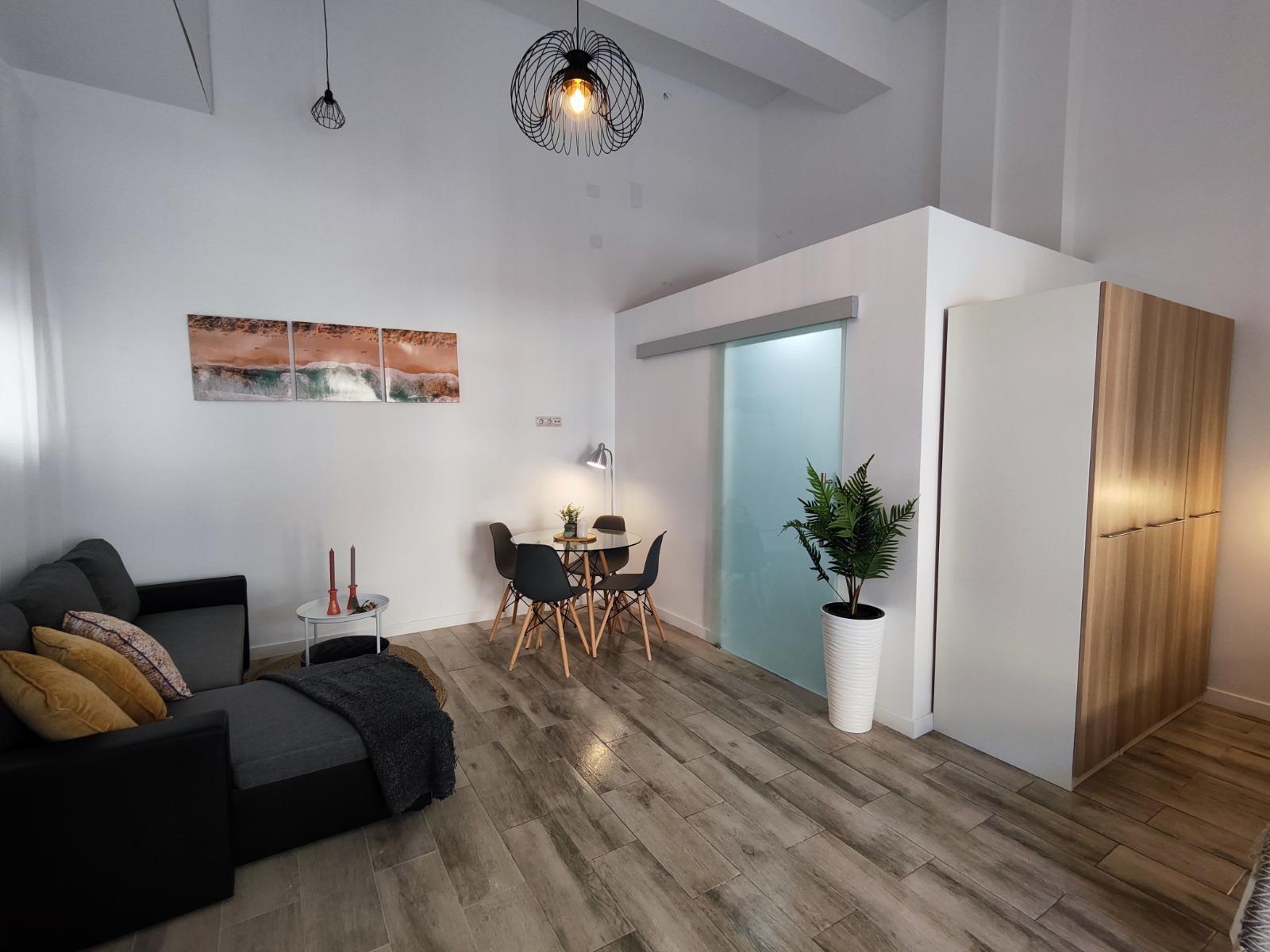 Piso en Venta en Calle Puerto Parejo - 2
