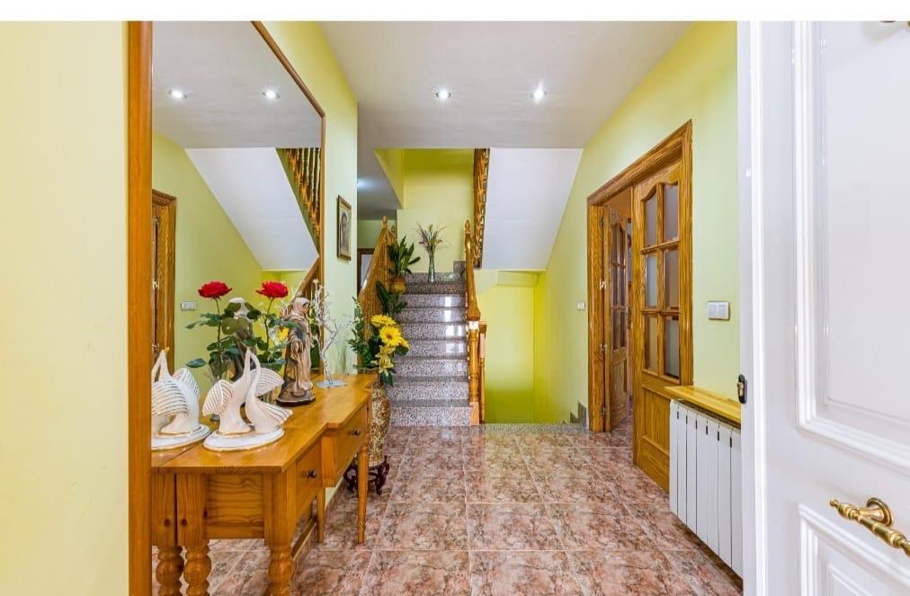 Casa en Venta en Carril los Belmontes - 28