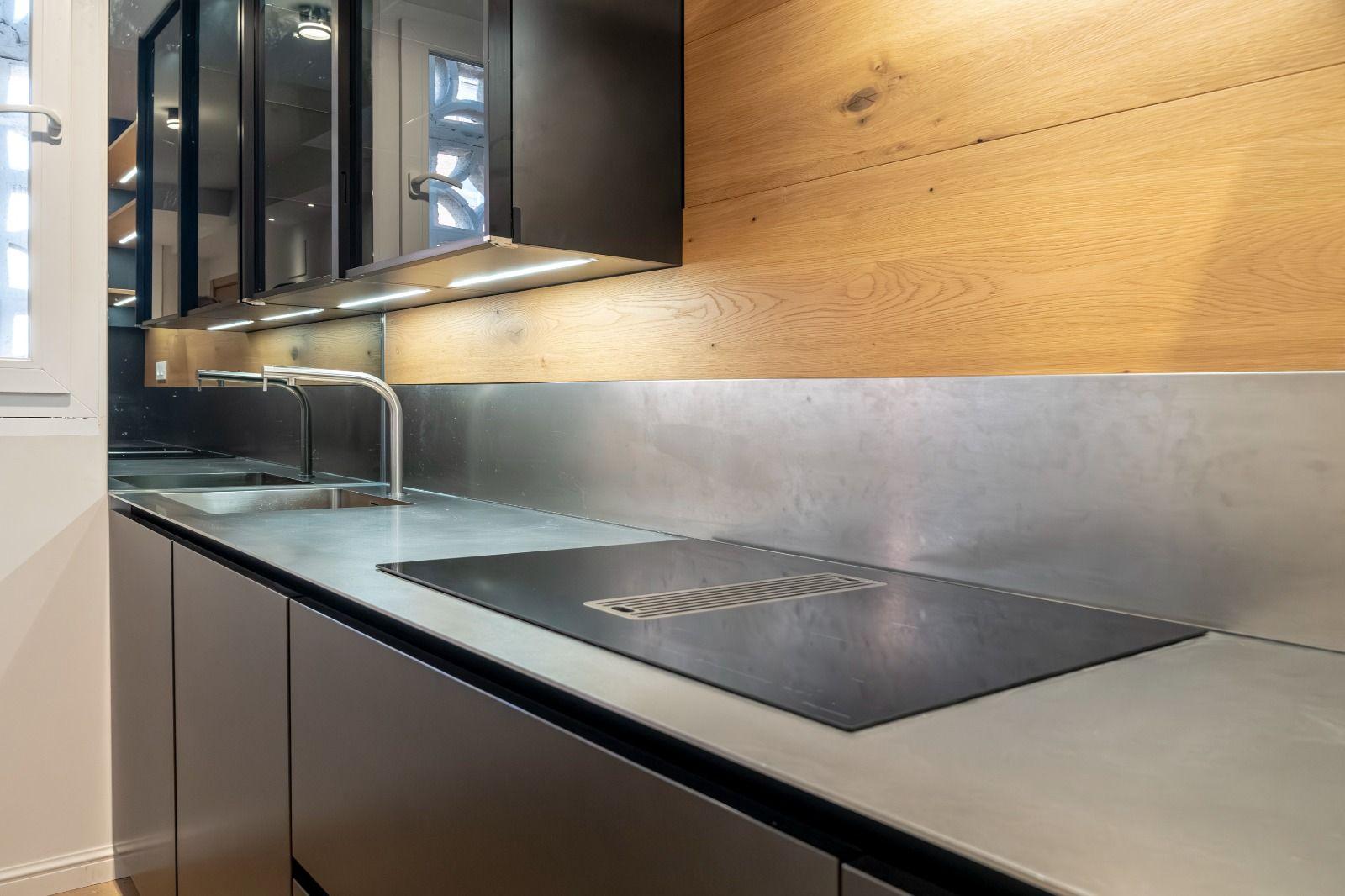 Piso en Venta en Avenida de Ramón y Cajal - 14