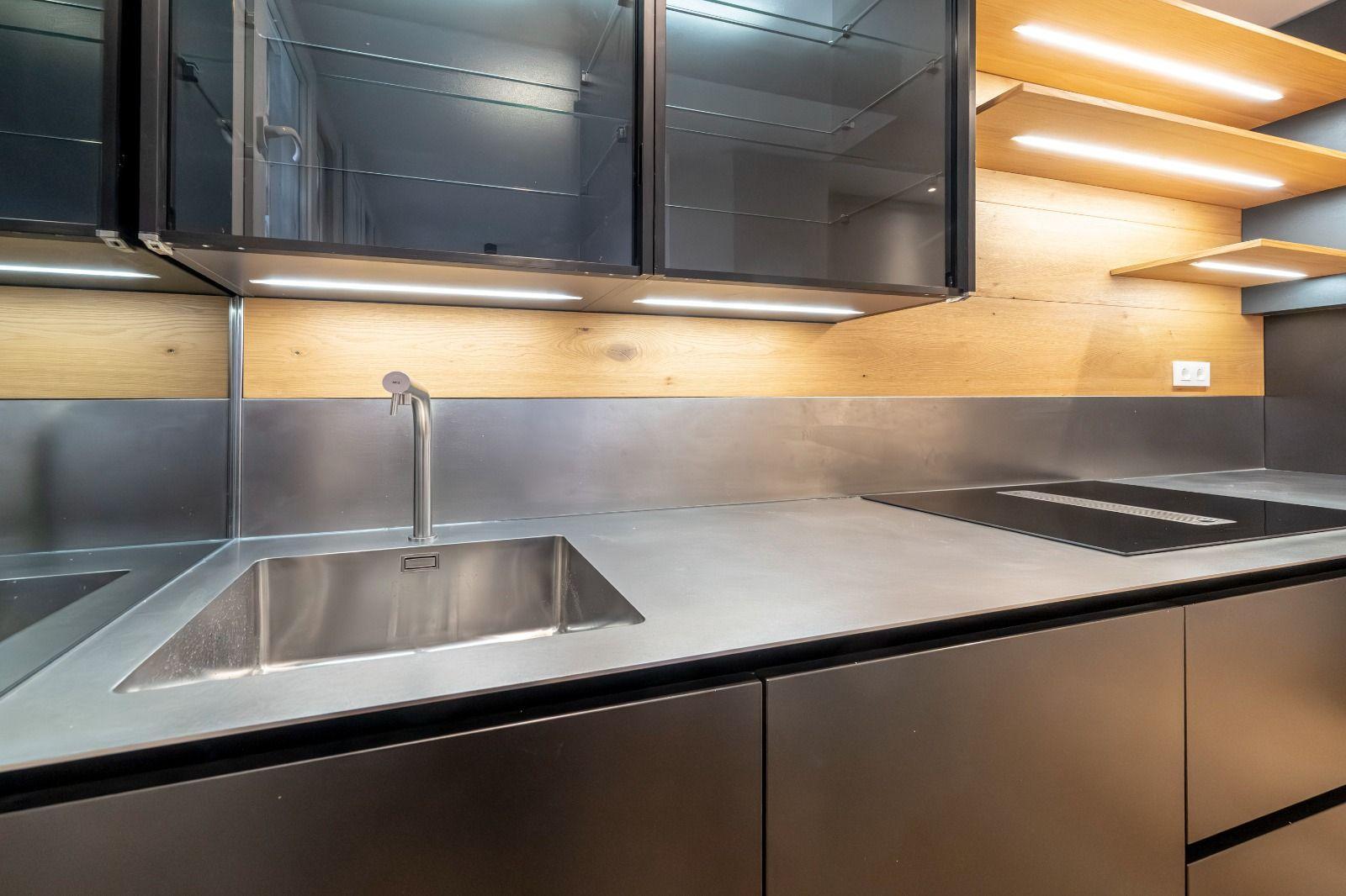 Piso en Venta en Avenida de Ramón y Cajal - 11