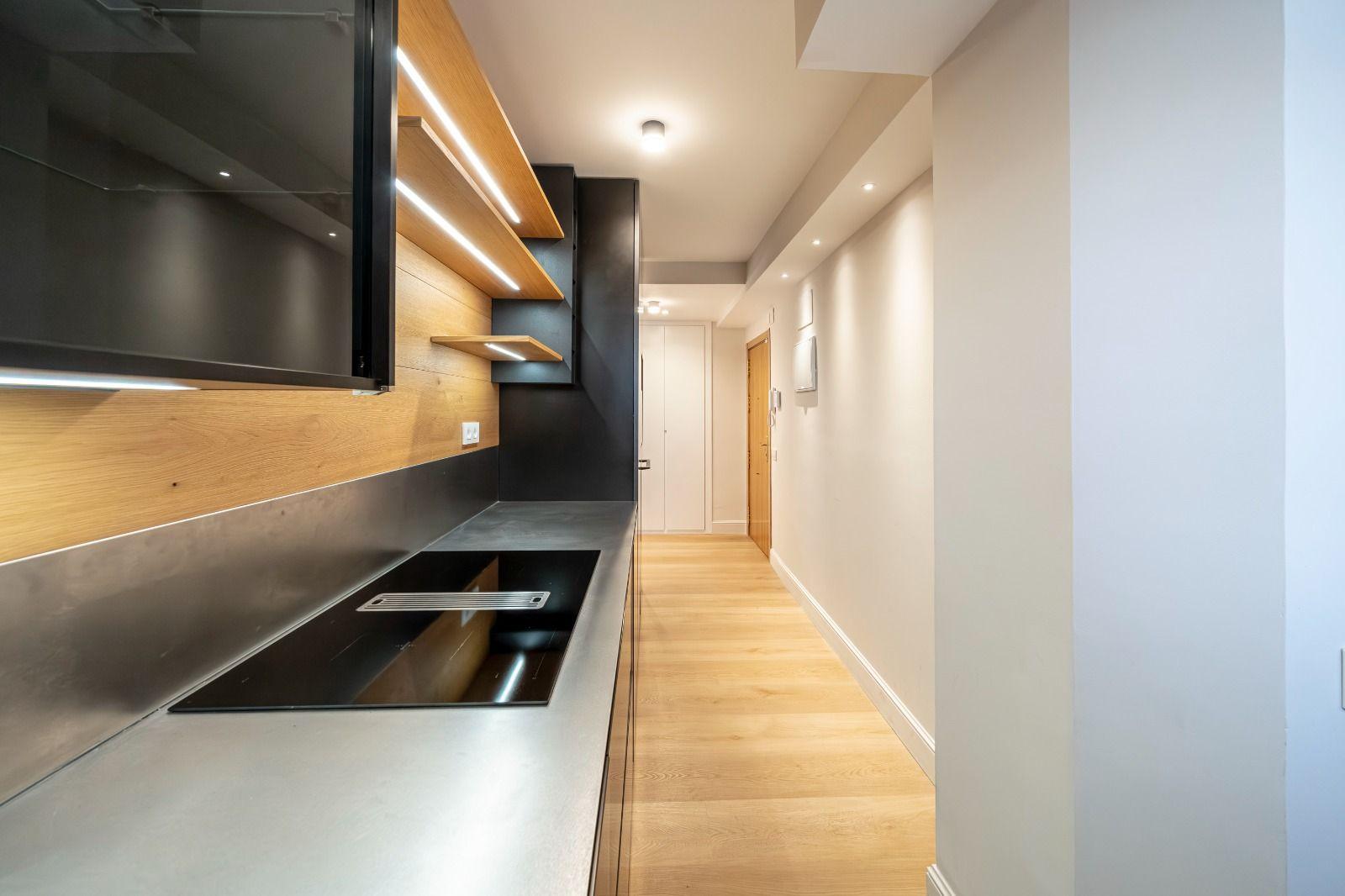 Piso en Venta en Avenida de Ramón y Cajal - 12