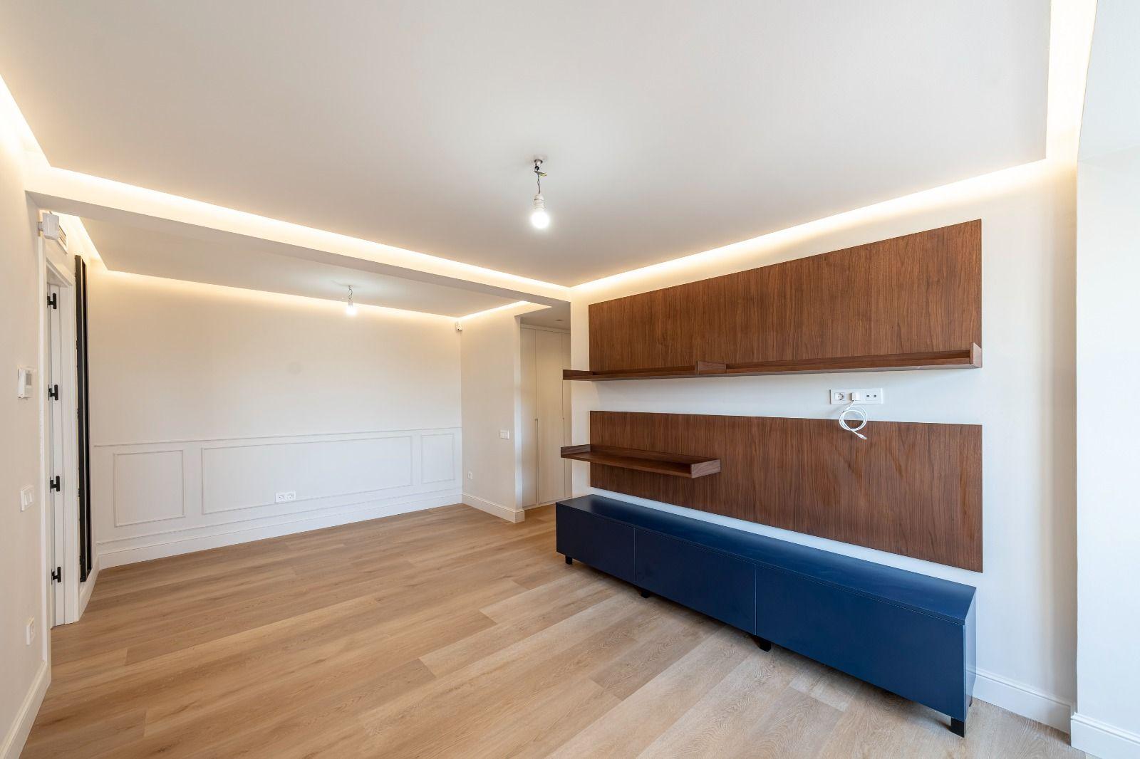 Piso en Venta en Avenida de Ramón y Cajal - 3