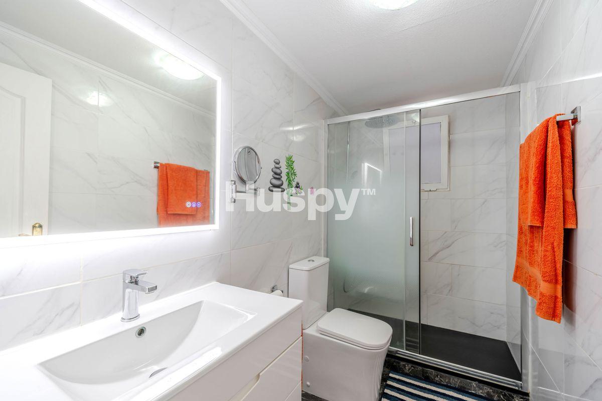 Piso en Venta en Calle Moriones - 11