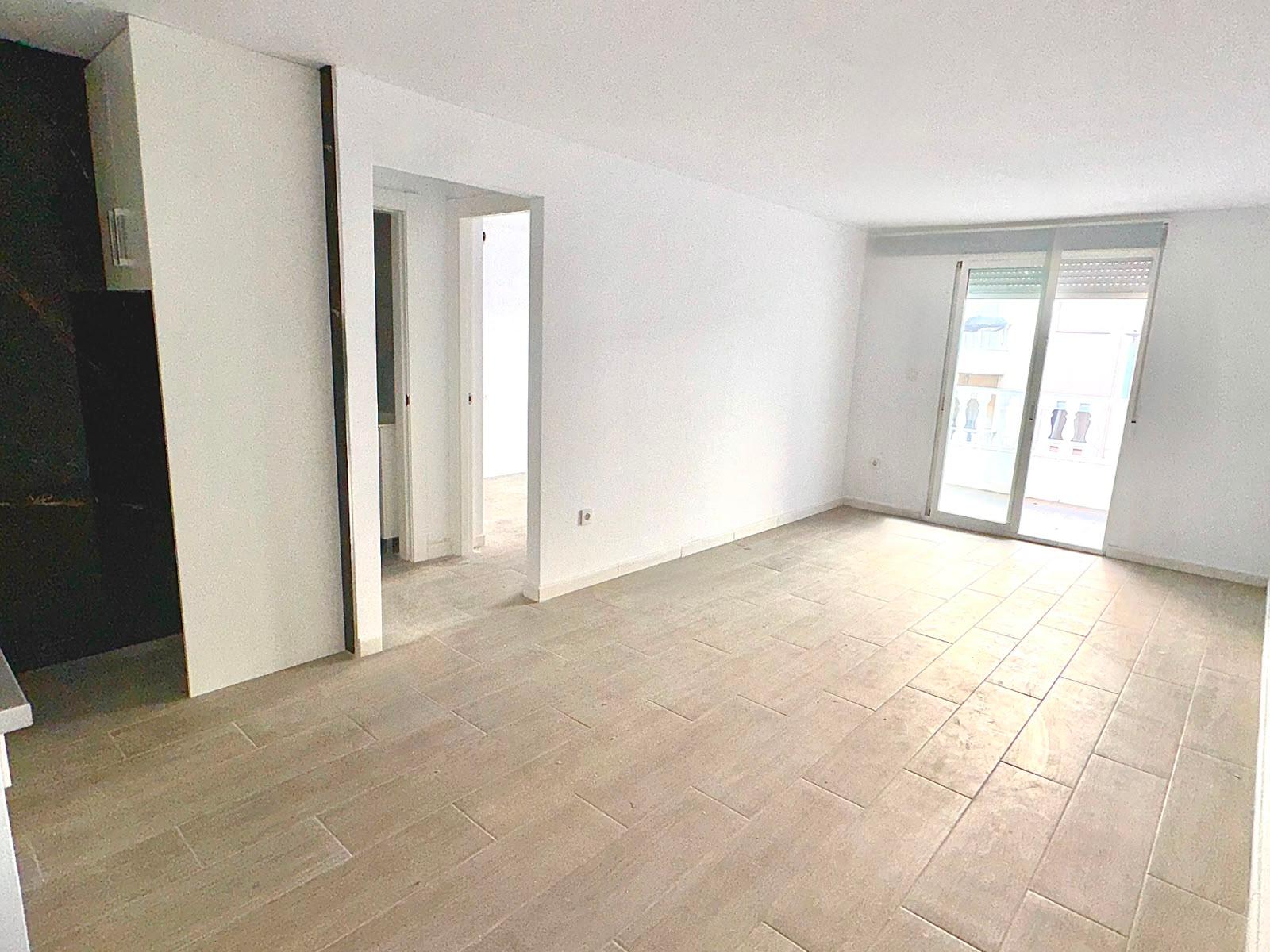 Piso en Venta en Calle Villa Madrid - 5