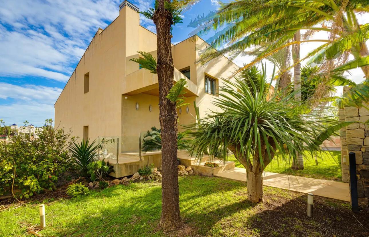 Casa en Venta en Calle Covadonga - 36