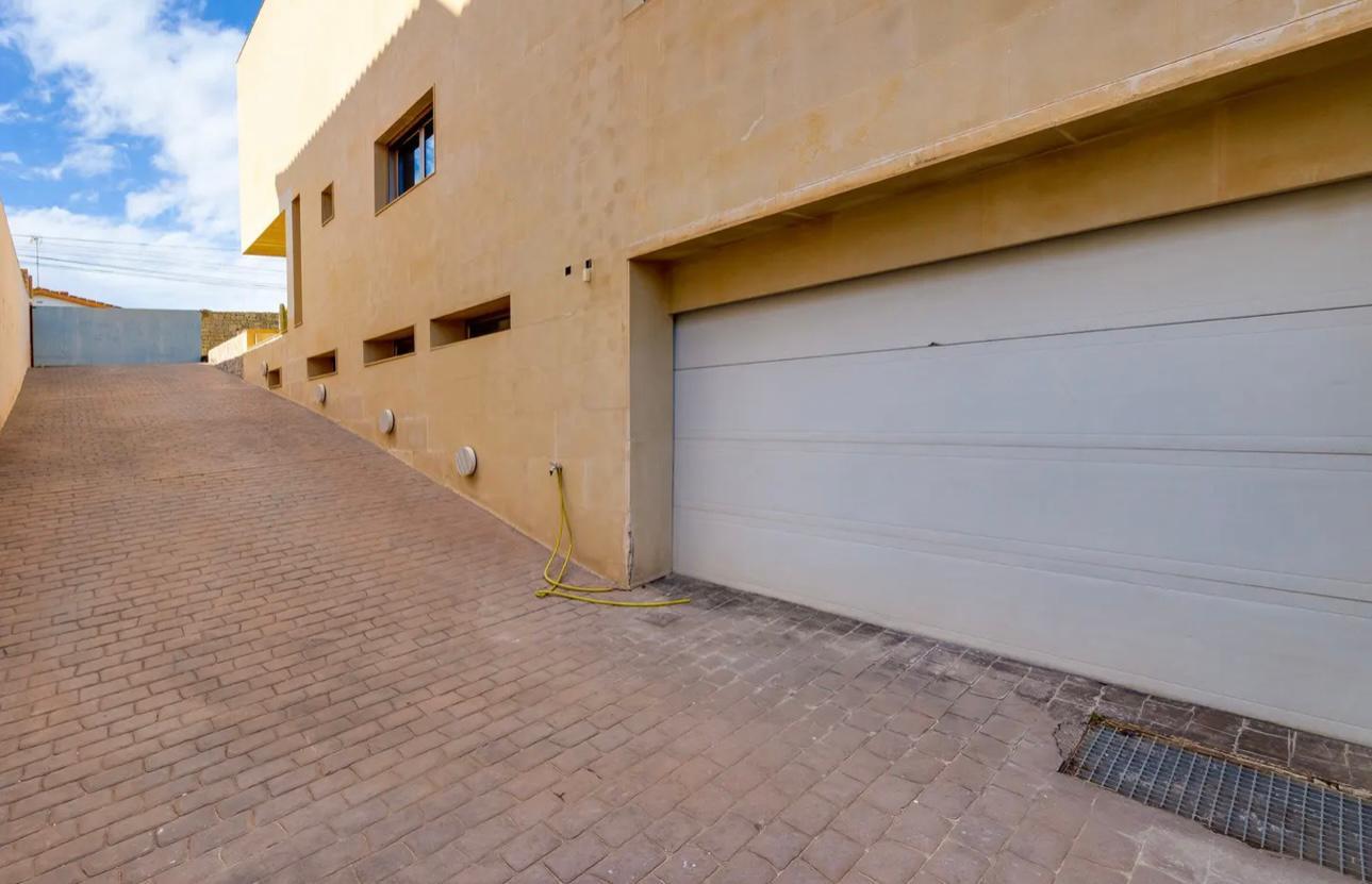 Casa en Venta en Calle Covadonga - 33