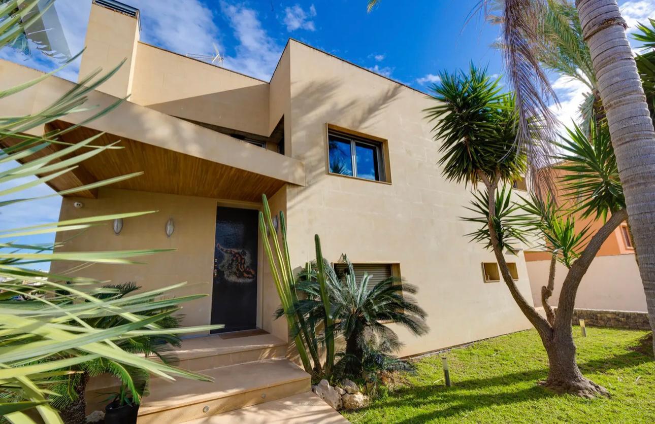 Casa en Venta en Calle Covadonga - 35