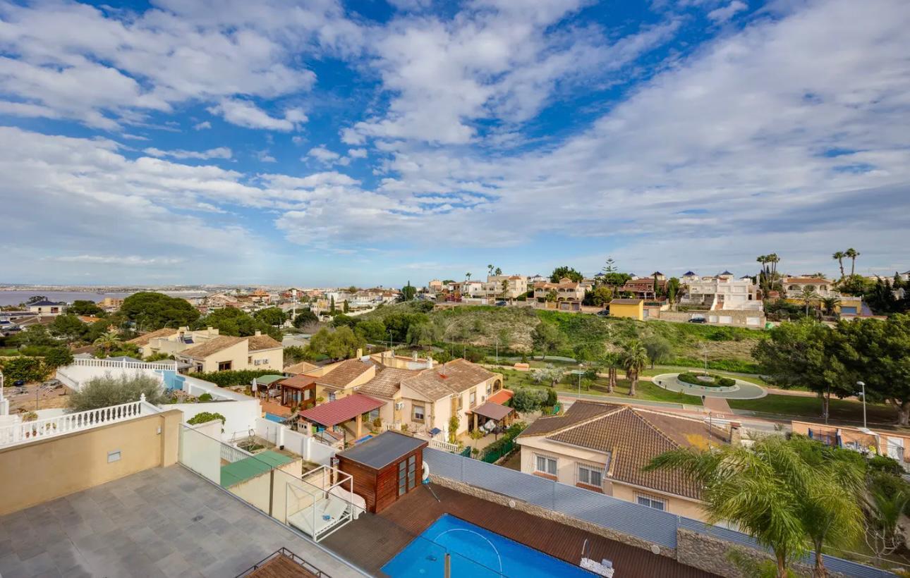 Casa en Venta en Calle Covadonga - 39
