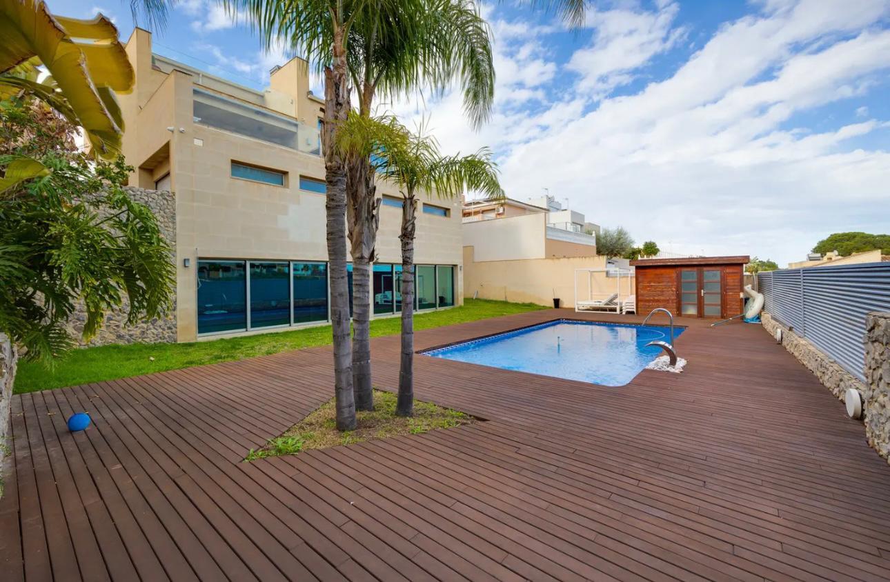Casa en Venta en Calle Covadonga - 42