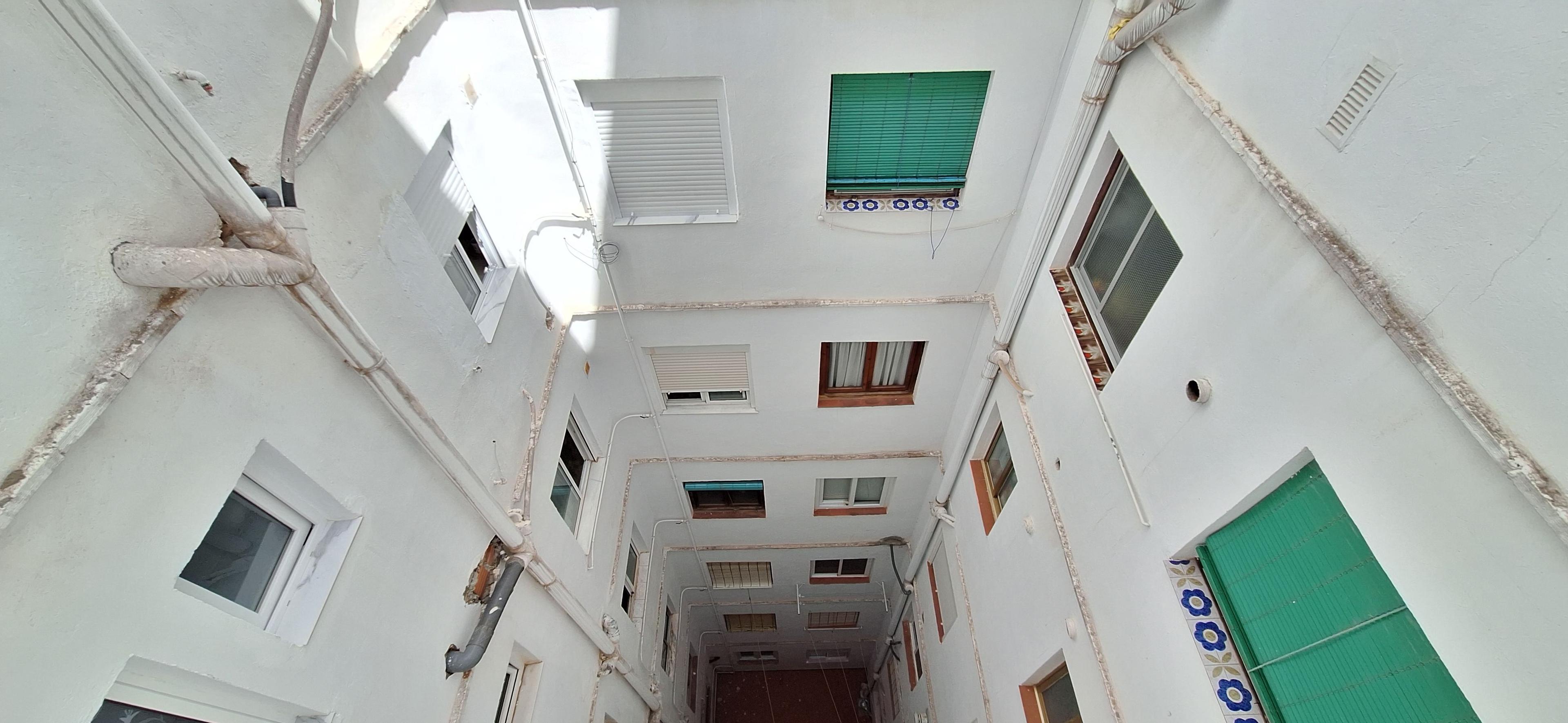 Piso en Venta en Carrer Cabanyal - 23