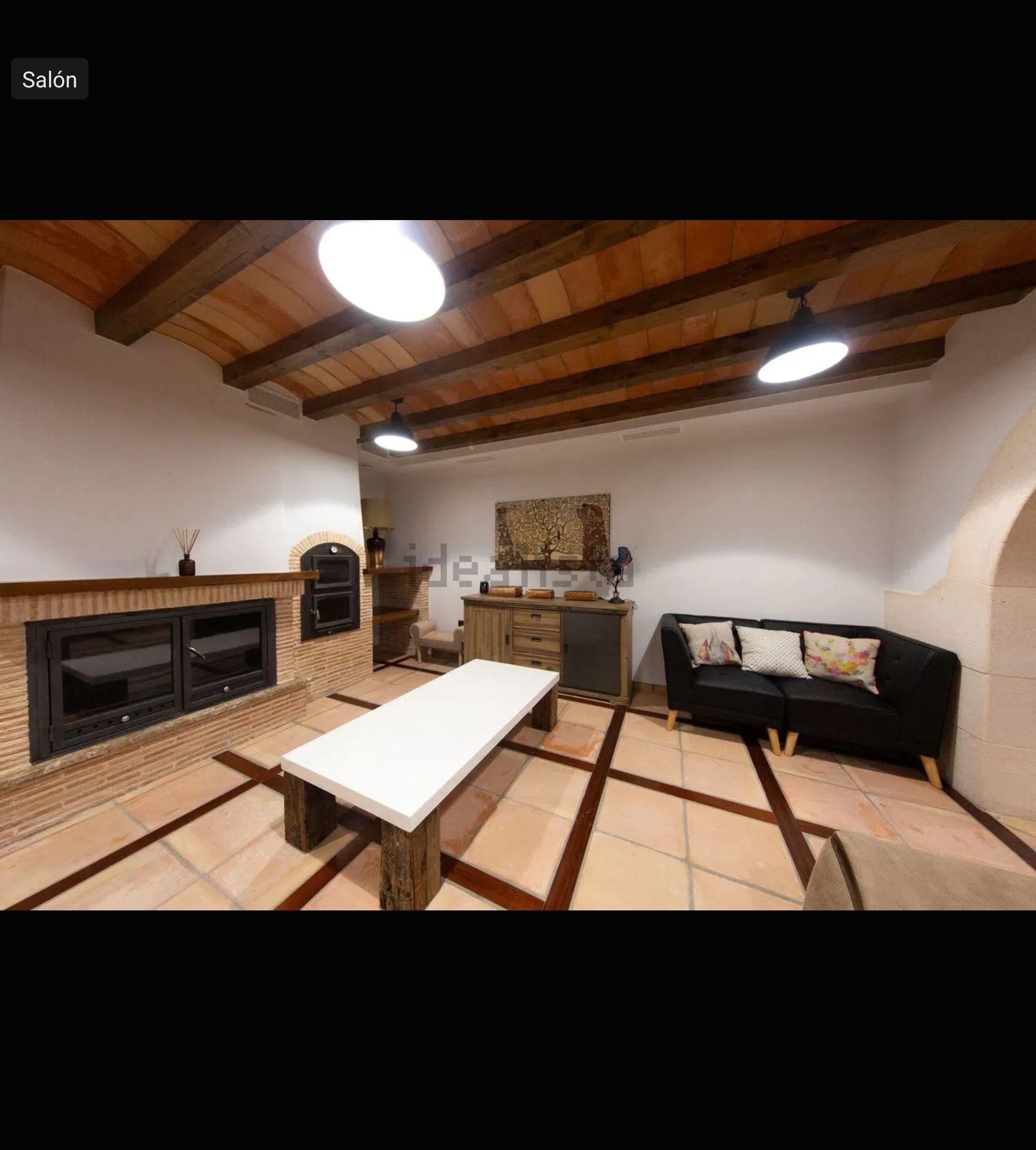 Villa en Venta en Carrer Bahia - 39
