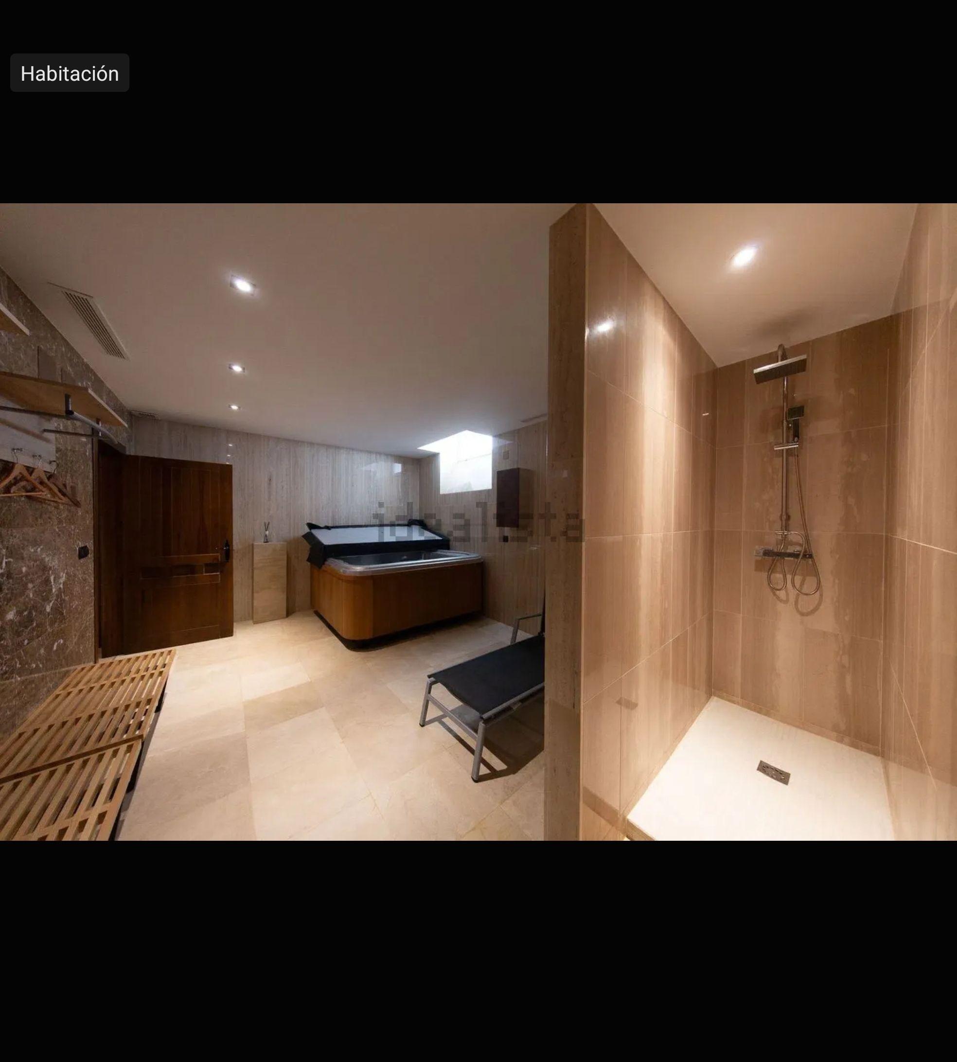 Villa en Venta en Carrer Bahia - 44