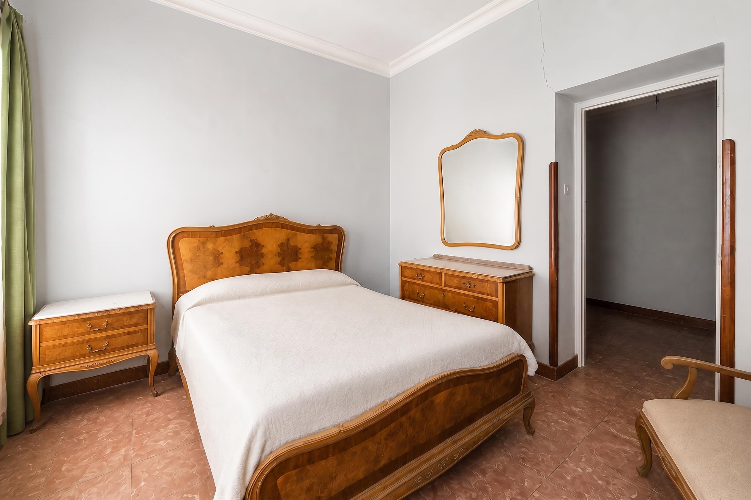 Piso en Venta en Calle Cristo del Buen Viaje - 13