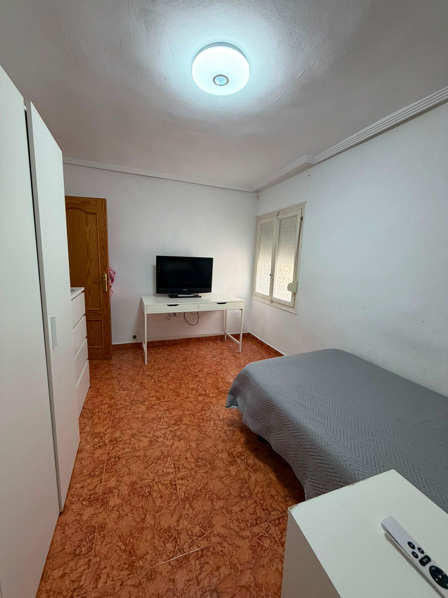 Piso en Venta en Calle los Pueblos - 10