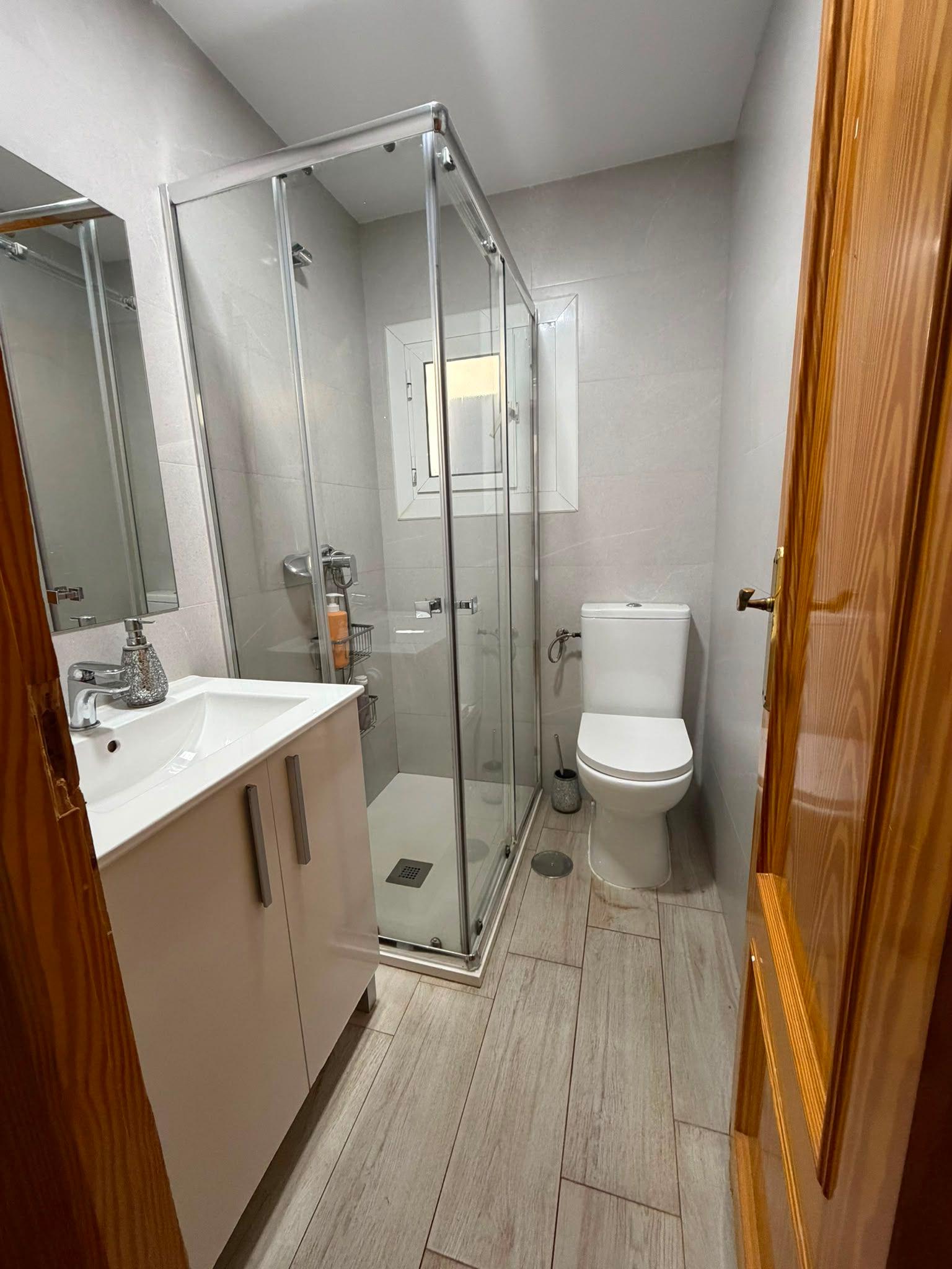 Piso en Venta en Calle los Pueblos - 12