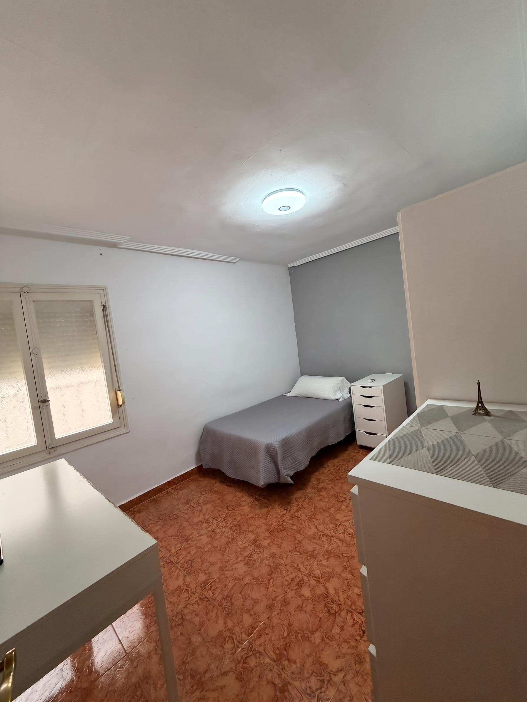 Piso en Venta en Calle los Pueblos - 9