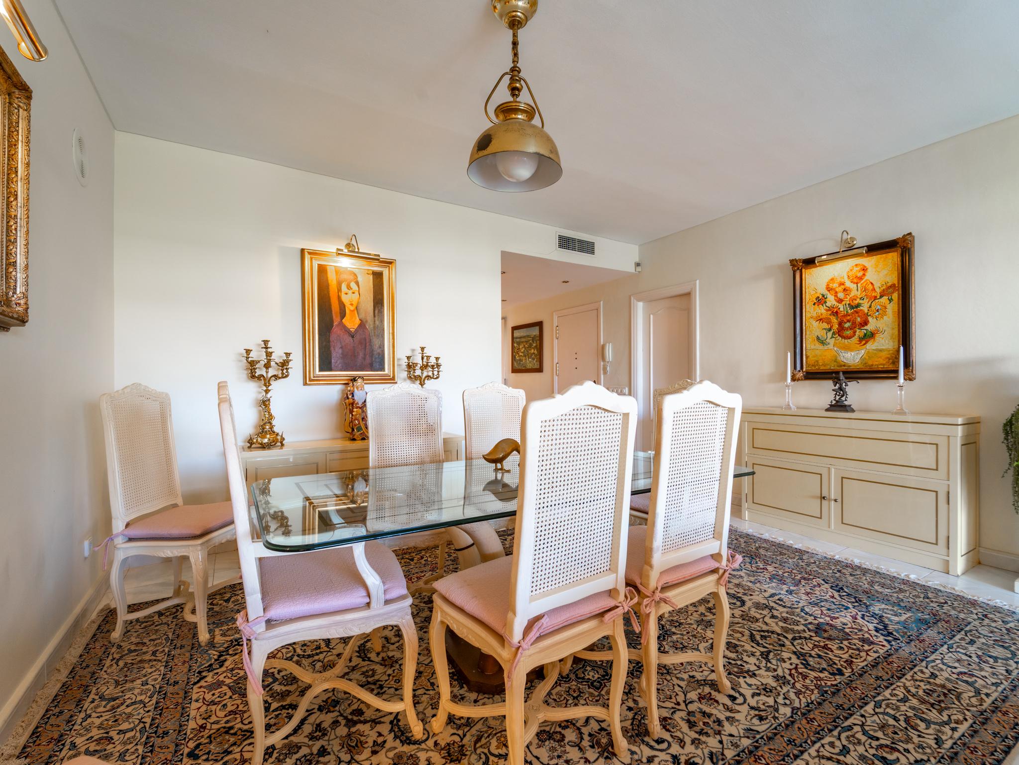 Piso en Venta en Avenida de Lola Flores - 8