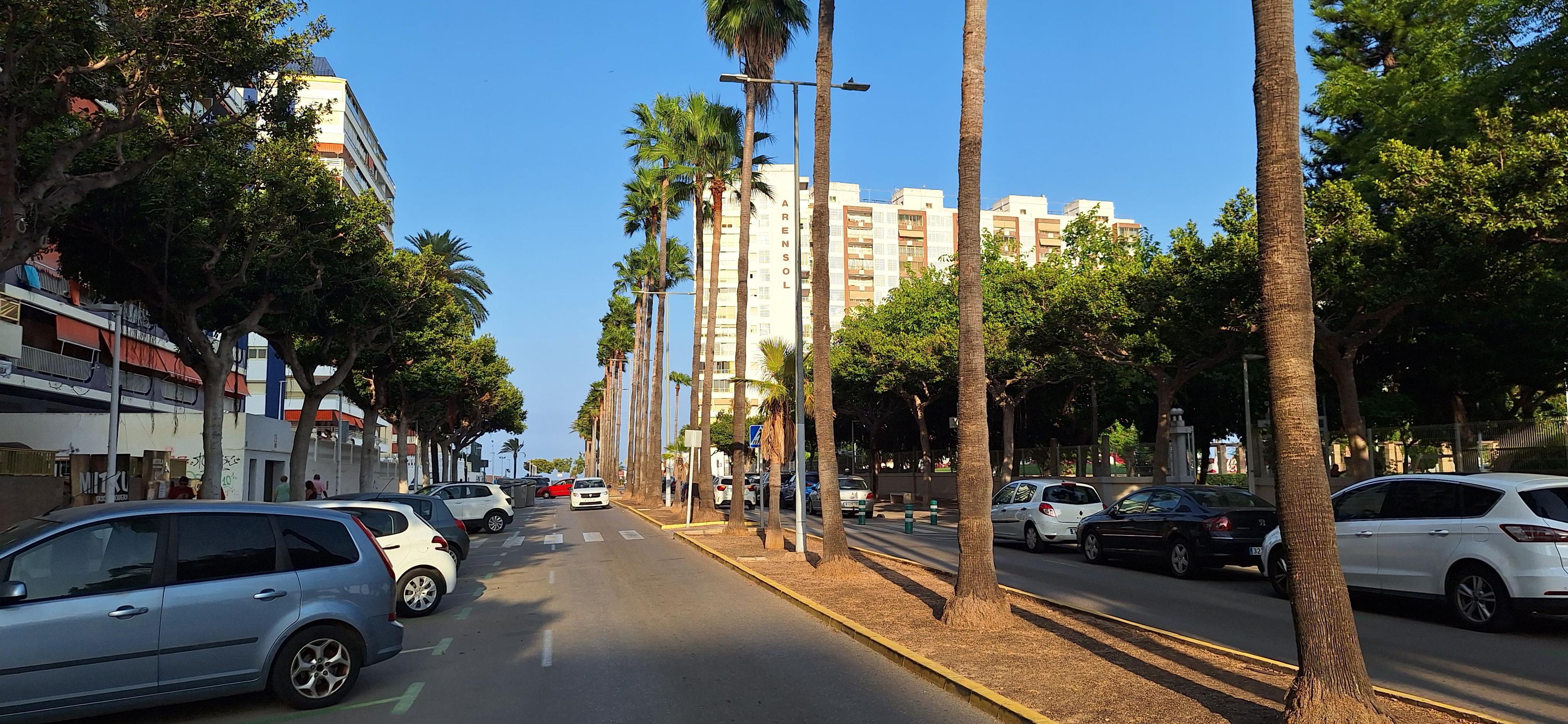 Local en Venta en Avinguda del País Valencià 67 - 18