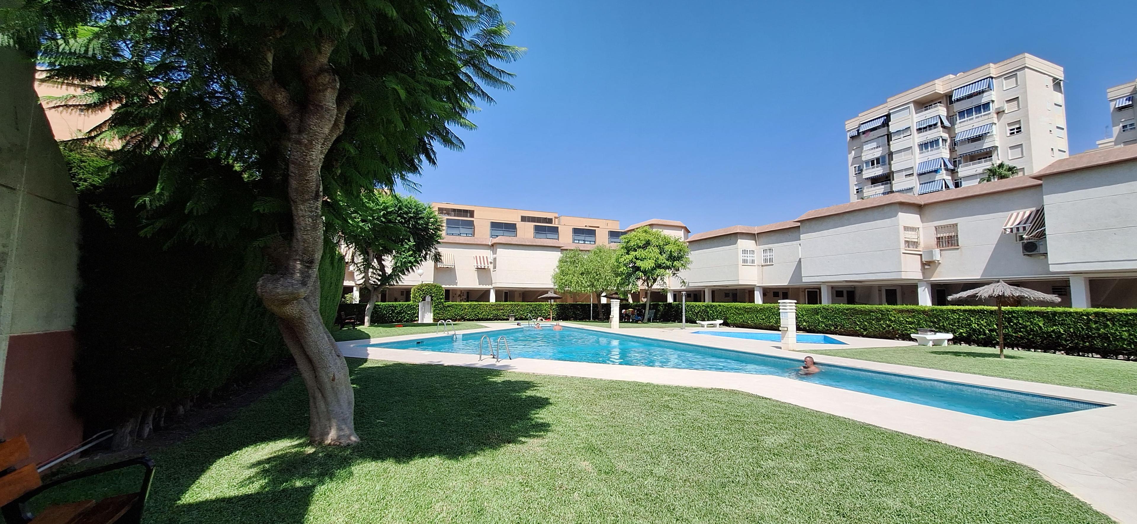 Townhouse en Venta en Avenida Países Escandinavos - 23