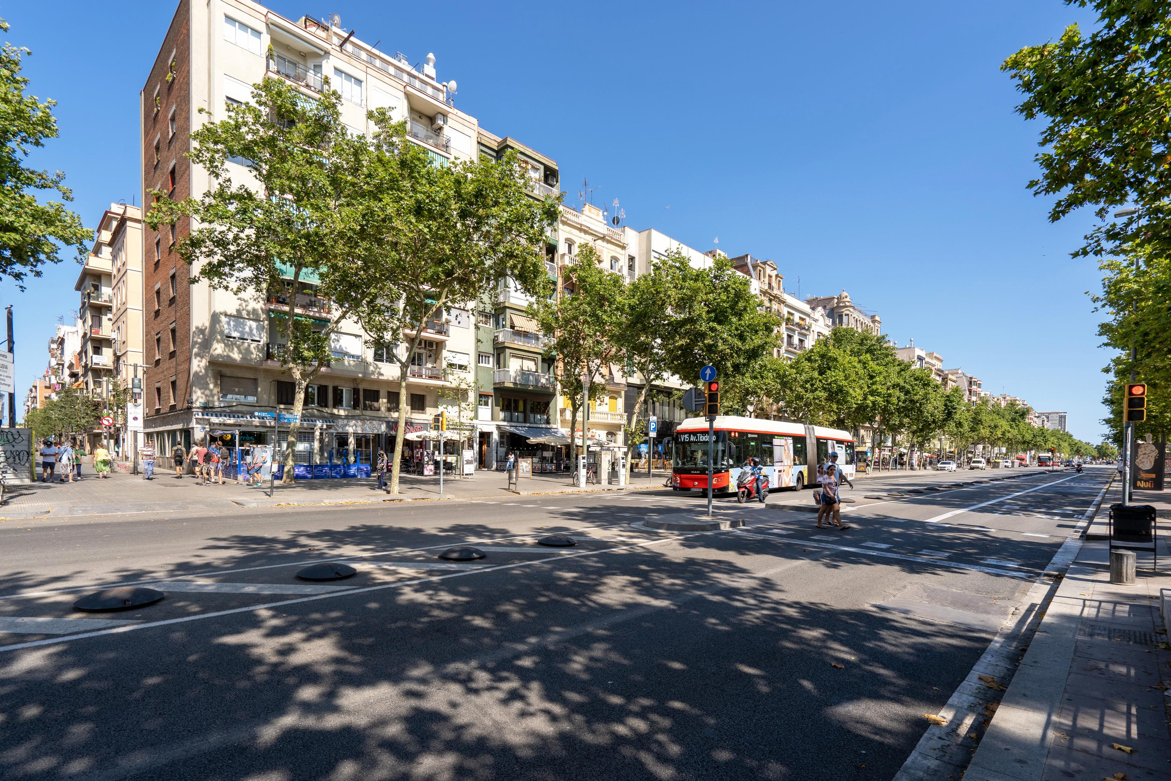 Piso en Alquiler en Carrer del Doctor Giné i Partagàs - 22