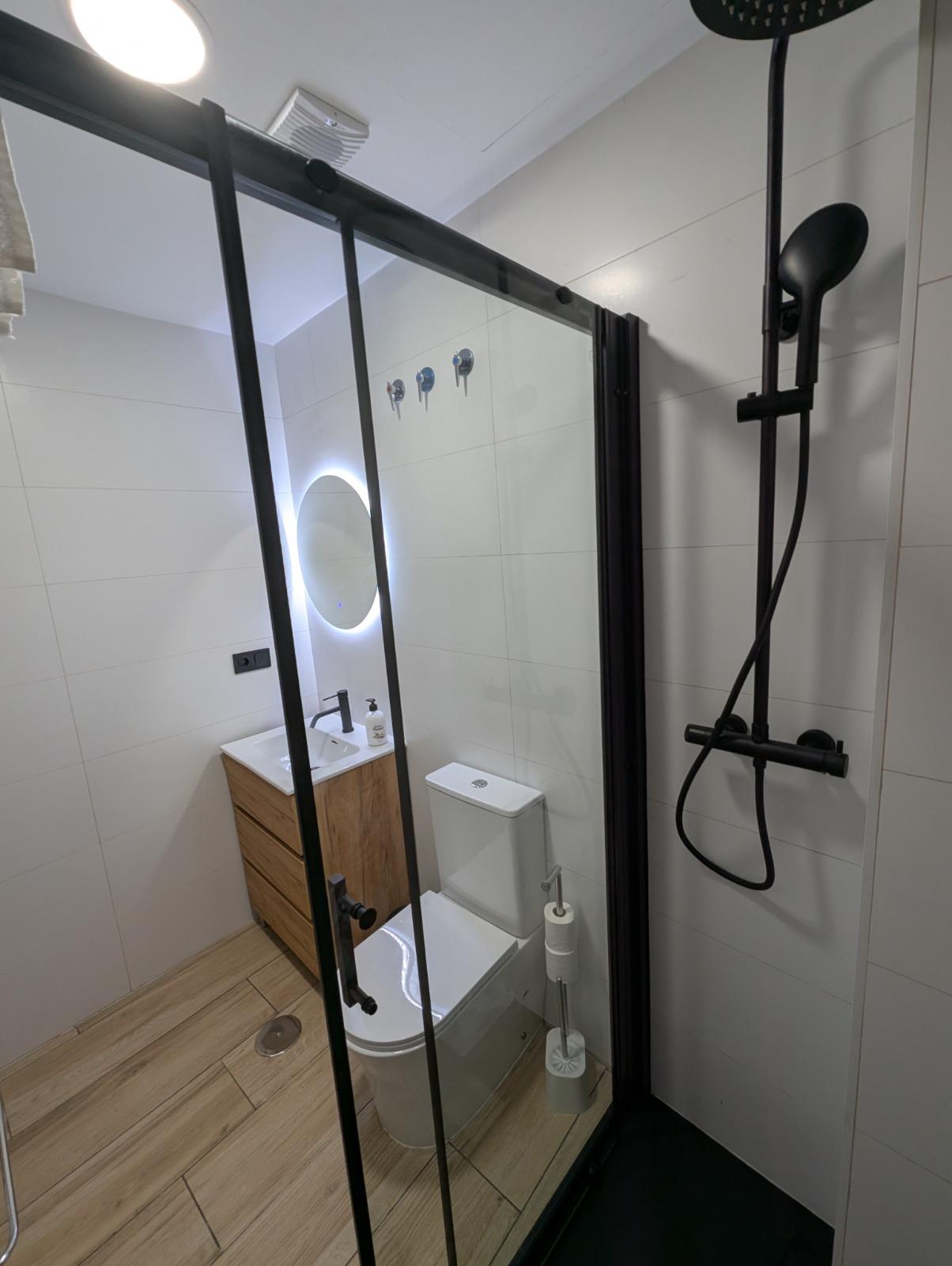 Piso en Venta en Calle Infantes 18 - 16