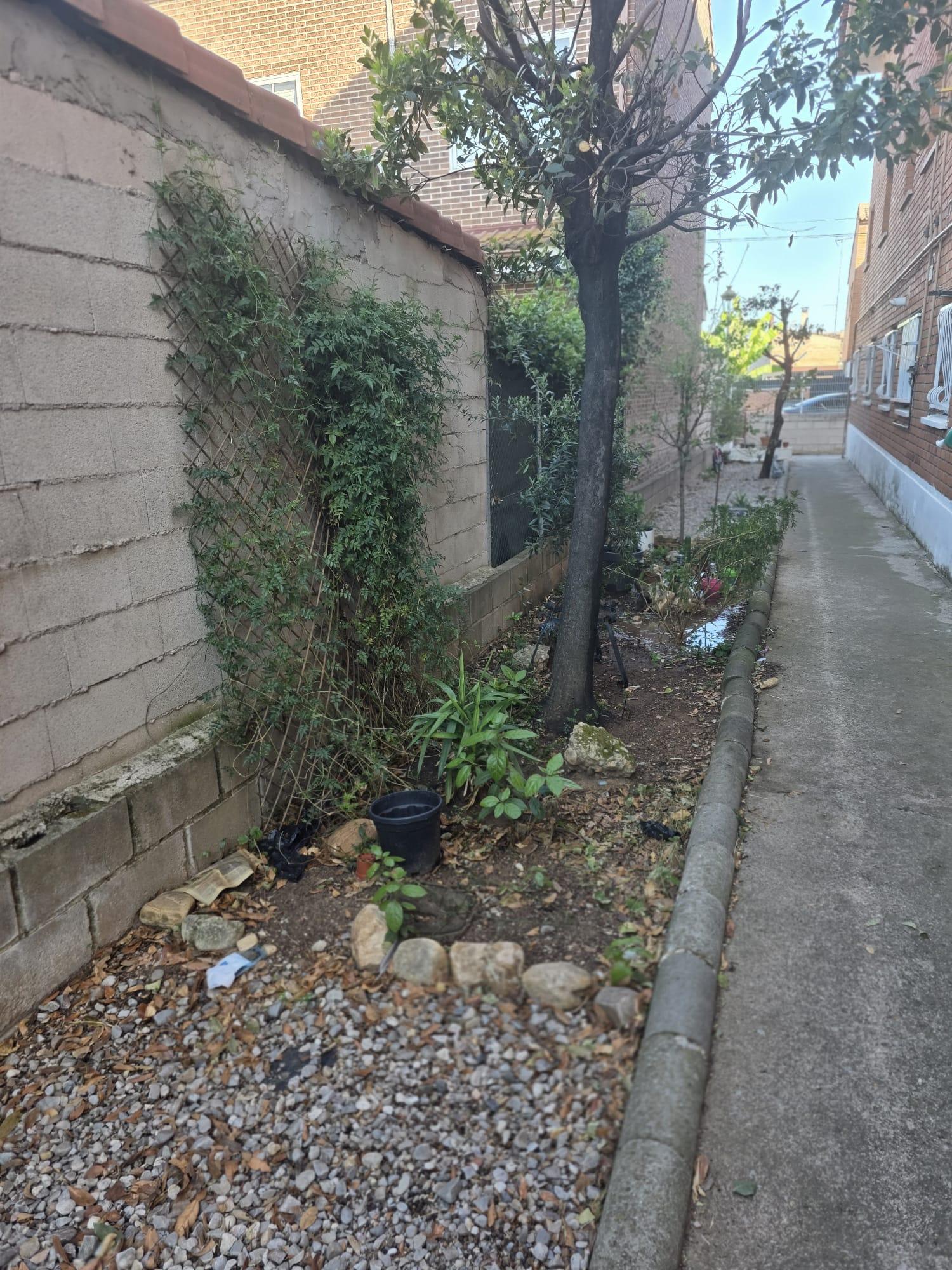 Piso en Venta en Calle Cardenal Mendoza - 24