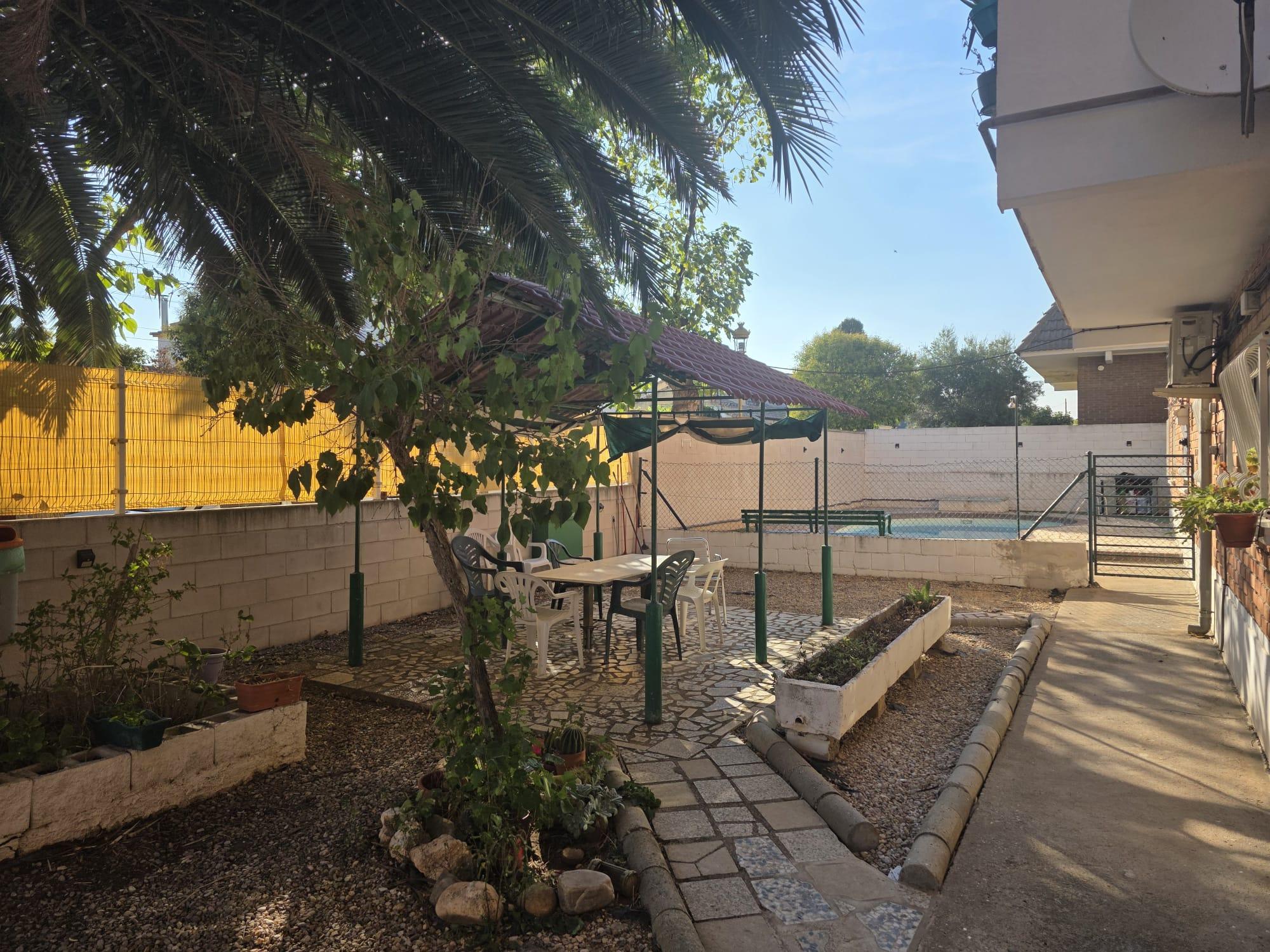 Piso en Venta en Calle Cardenal Mendoza - 18
