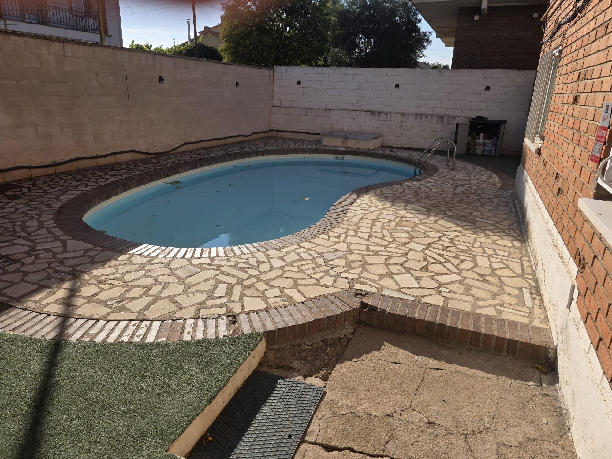 Piso en Venta en Calle Cardenal Mendoza - 16